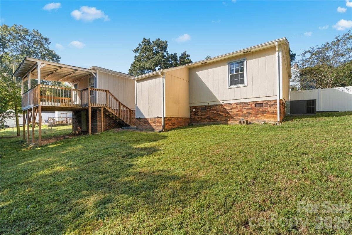101 Cedar Lane, Mount Holly, NC 28120