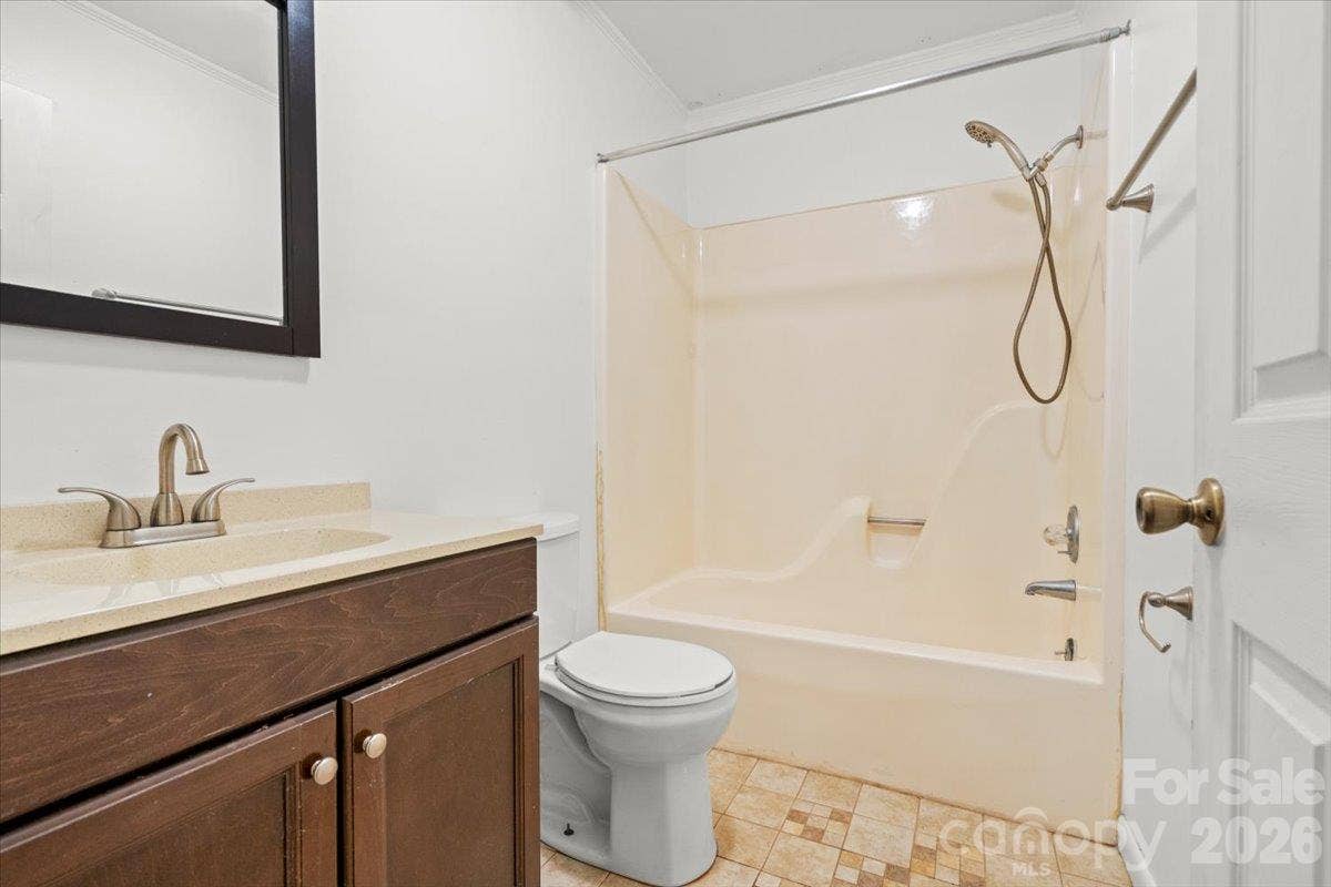 101 Cedar Lane, Mount Holly, NC 28120