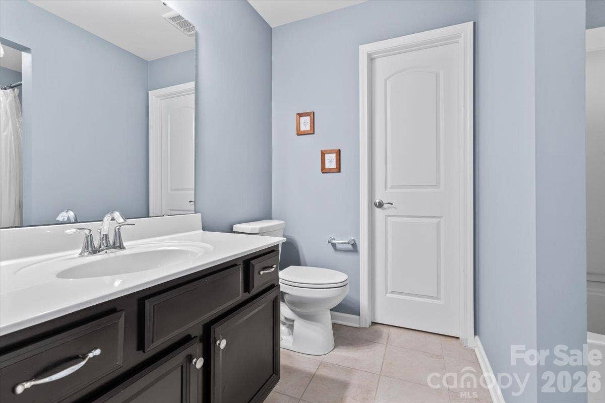 2003 Harvest Time Lane, Waxhaw, NC 28173 Full Bathroom on Second floor