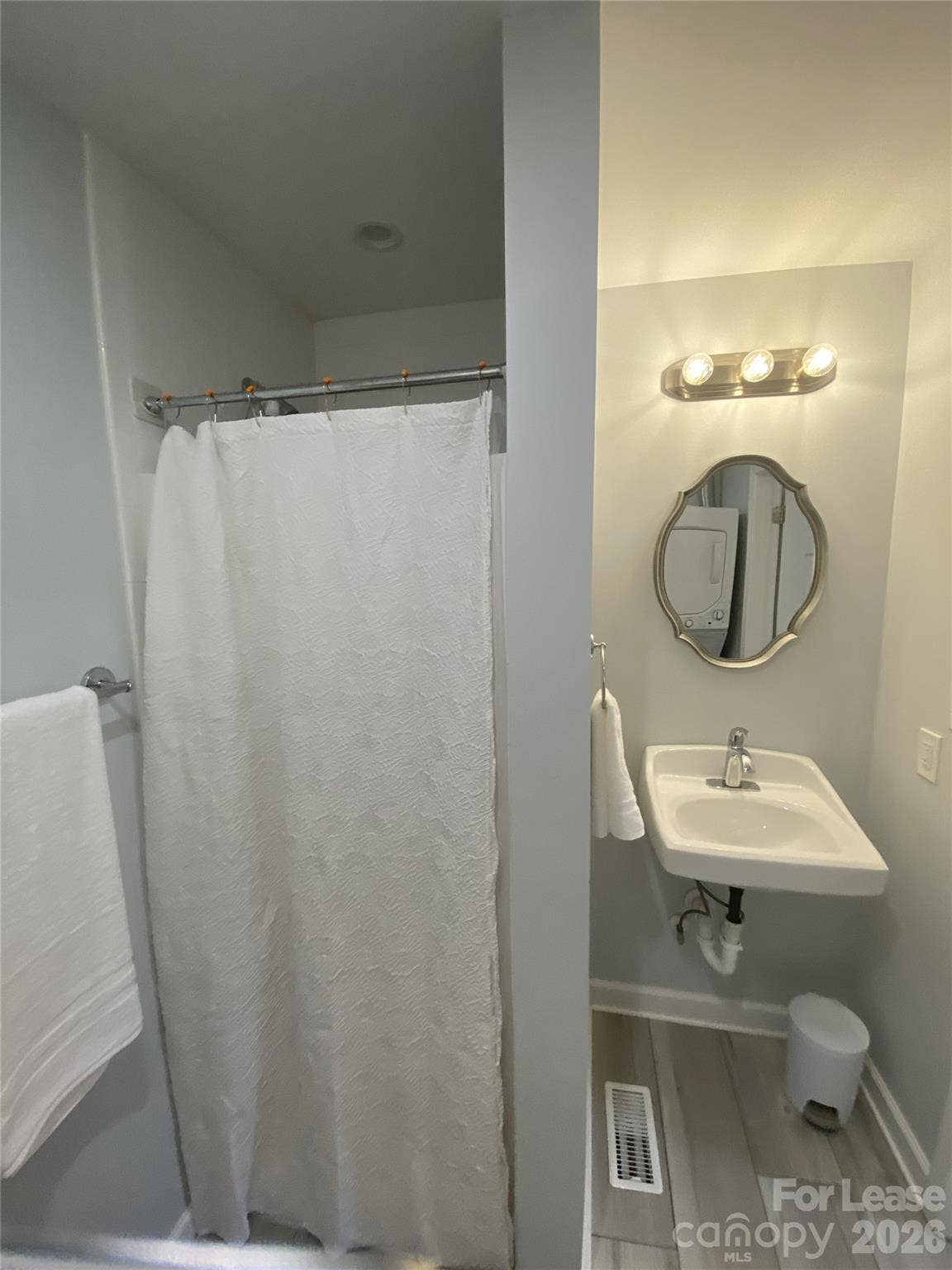 2nd bathroom