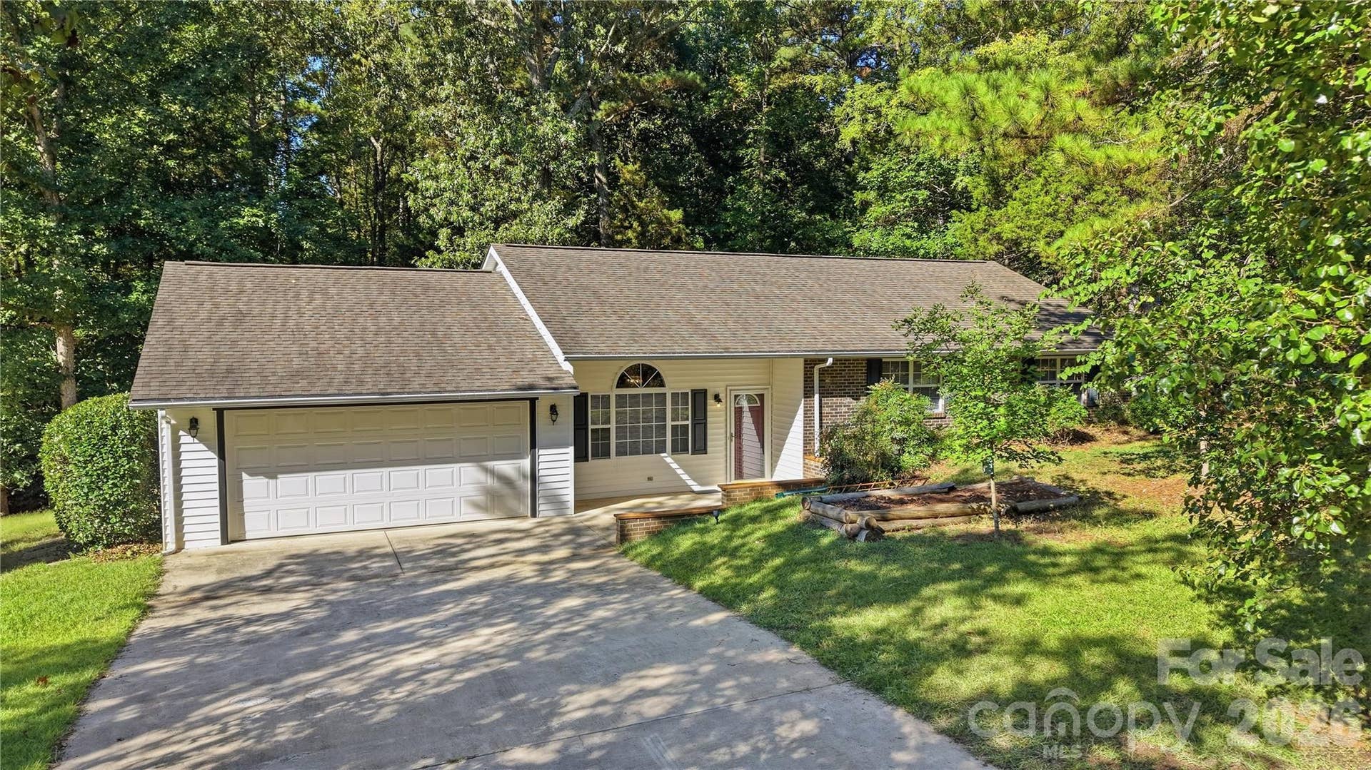 8004 Agape Lane, Waxhaw, NC 28173 8004 Agape Lane, Waxhaw, NC 28173