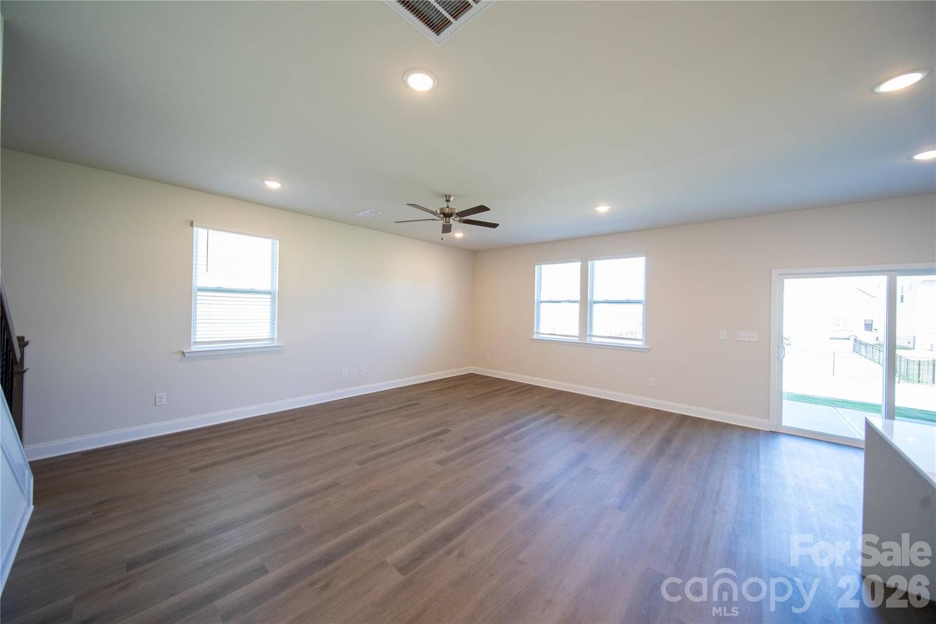 539 Larragan Drive, Denver, NC 28037 539 Larragan Drive, Denver, NC 28037