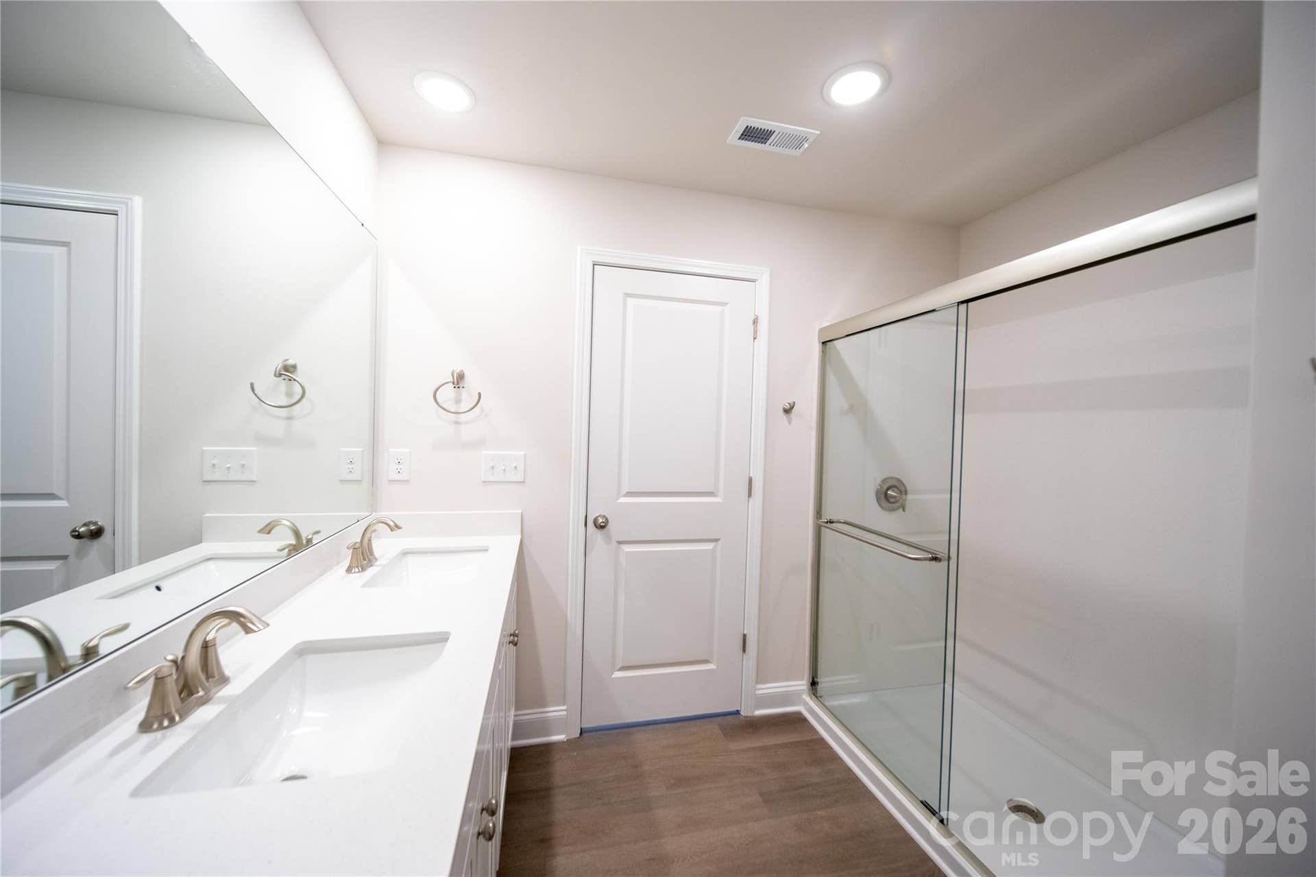539 Larragan Drive, Denver, NC 28037 539 Larragan Drive, Denver, NC 28037