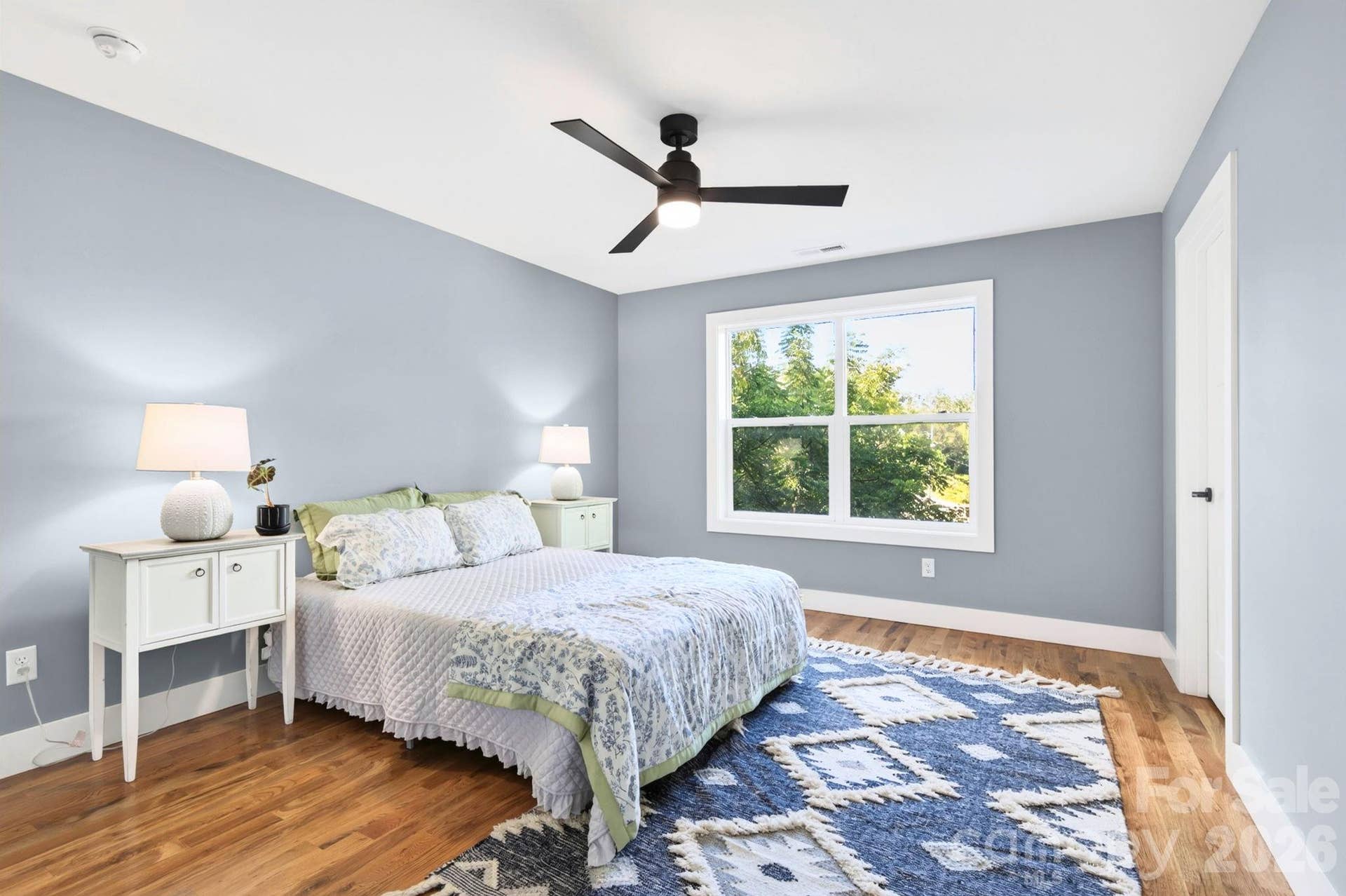 Bedroom Gets Great Natural Light