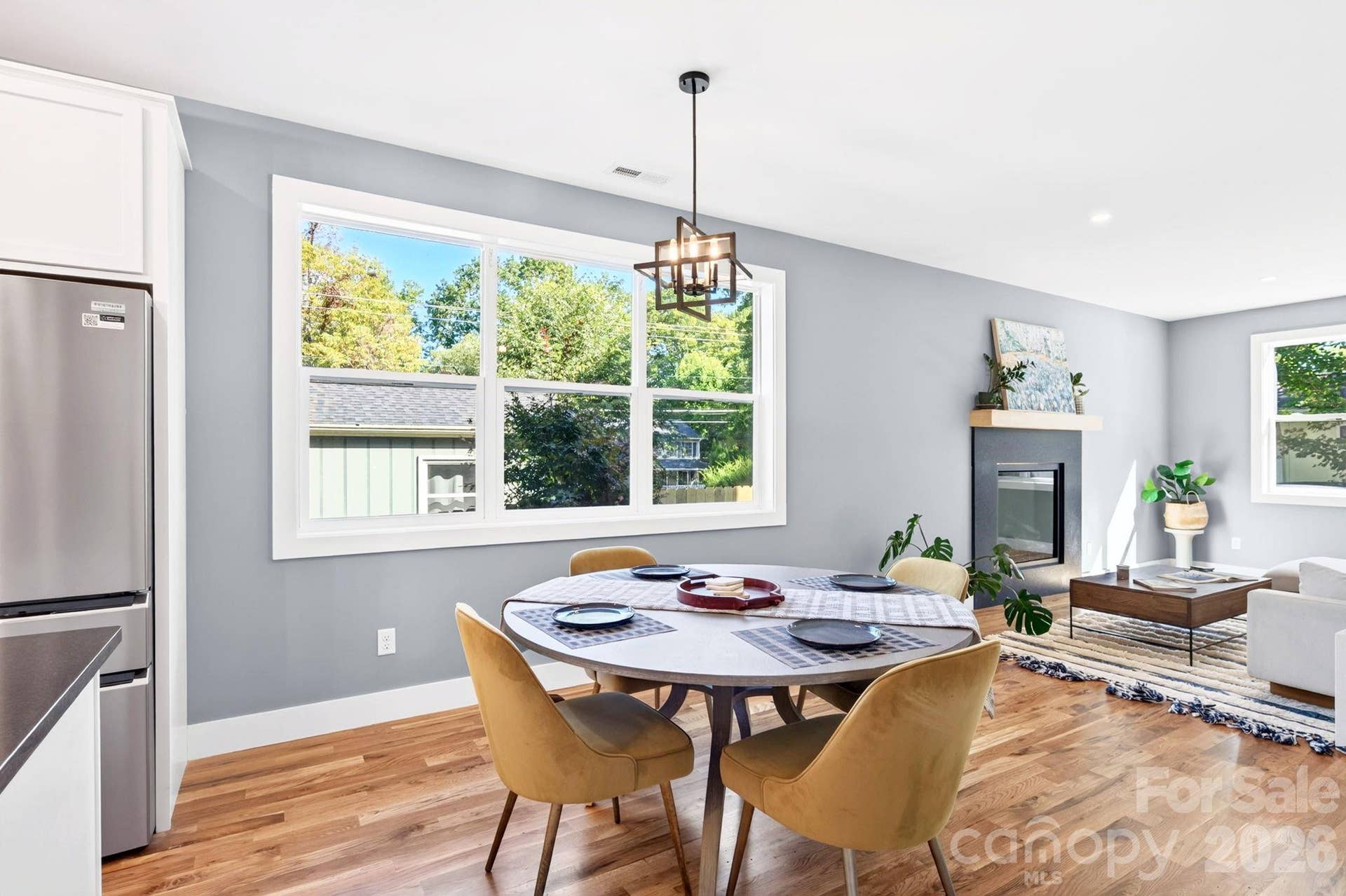 Dining Area Off of Kitchen