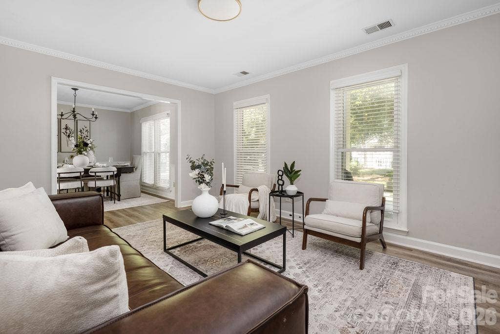 9423 Whitethorn Drive, Charlotte, NC 28277 9423 Whitethorn Drive, Charlotte, NC 28277