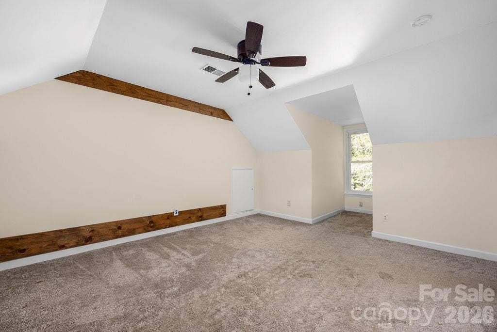 9423 Whitethorn Drive, Charlotte, NC 28277 9423 Whitethorn Drive, Charlotte, NC 28277