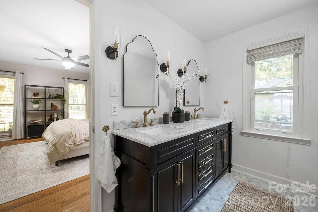 9423 Whitethorn Drive, Charlotte, NC 28277 9423 Whitethorn Drive, Charlotte, NC 28277
