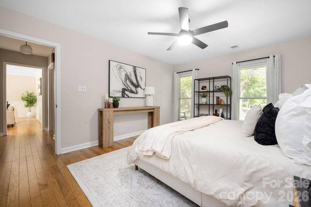 9423 Whitethorn Drive, Charlotte, NC 28277 9423 Whitethorn Drive, Charlotte, NC 28277