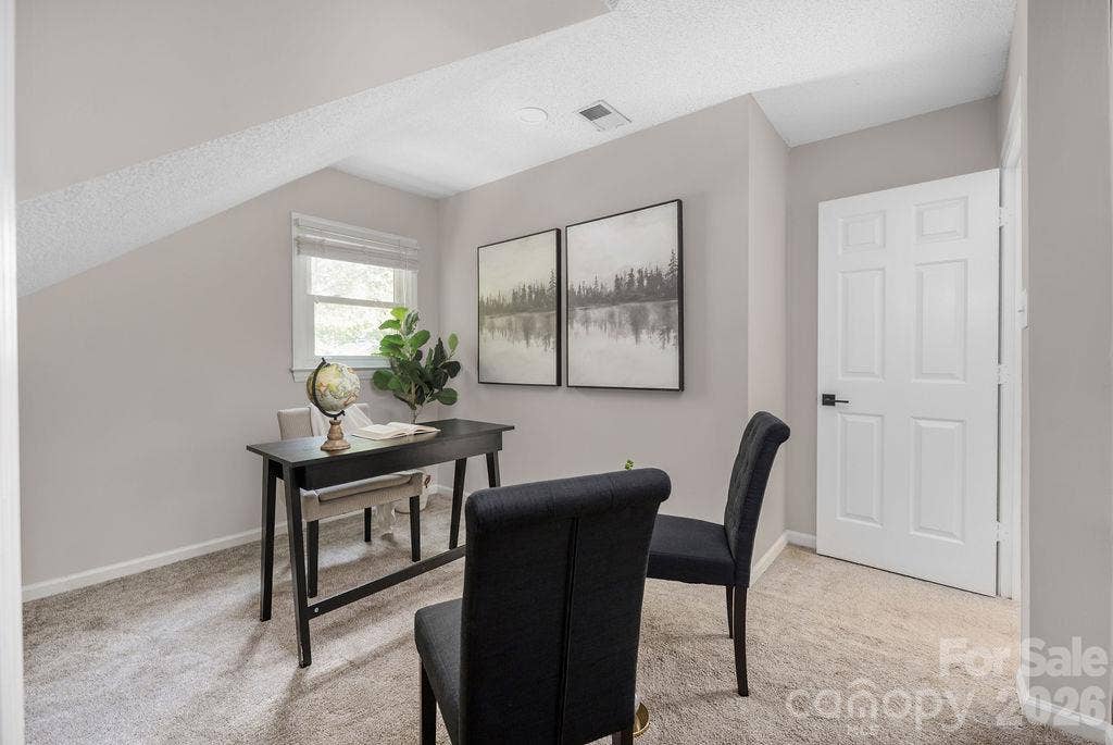 9423 Whitethorn Drive, Charlotte, NC 28277 9423 Whitethorn Drive, Charlotte, NC 28277