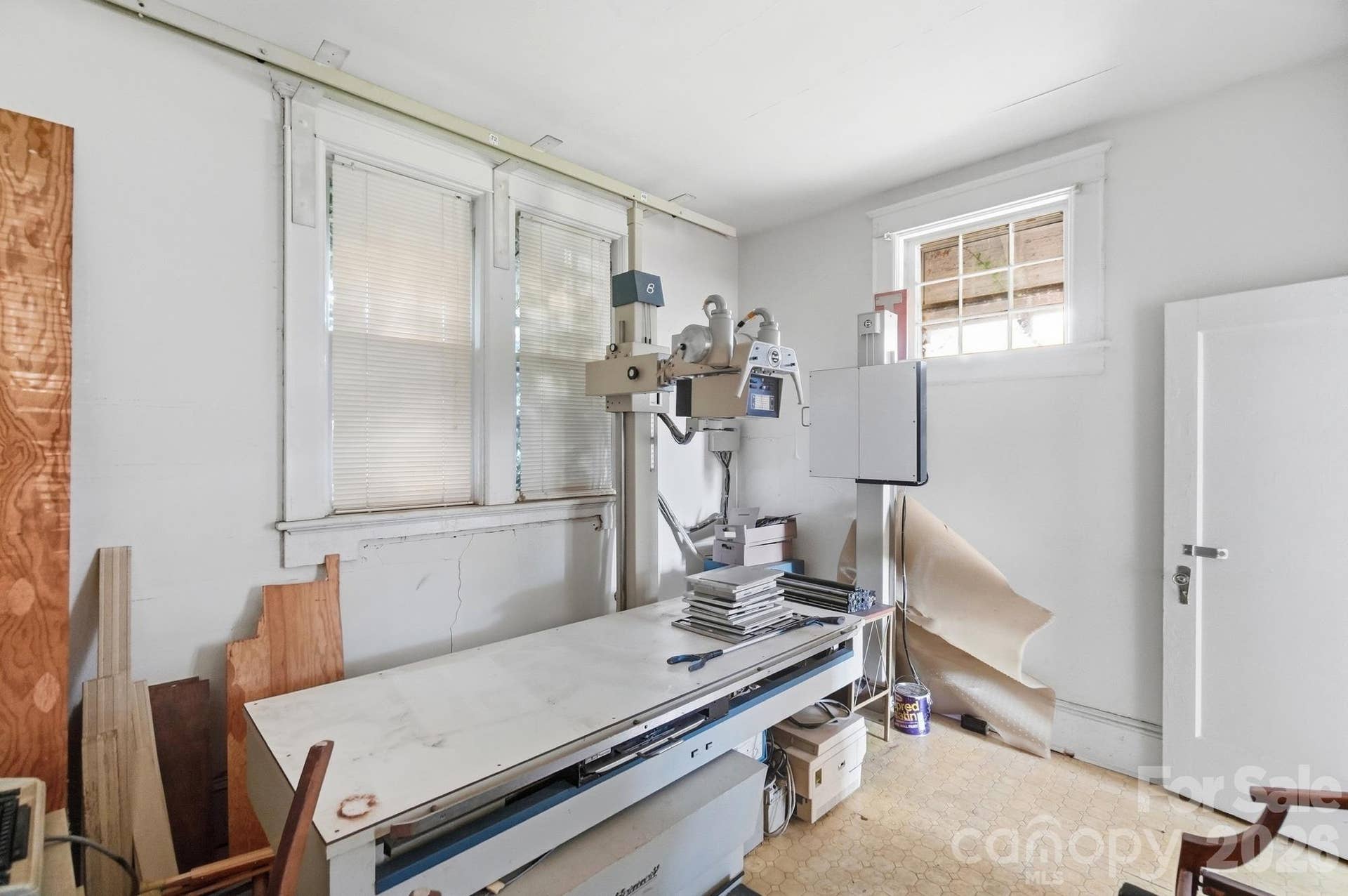 2415 E Main Street, Lincolnton, NC 28092