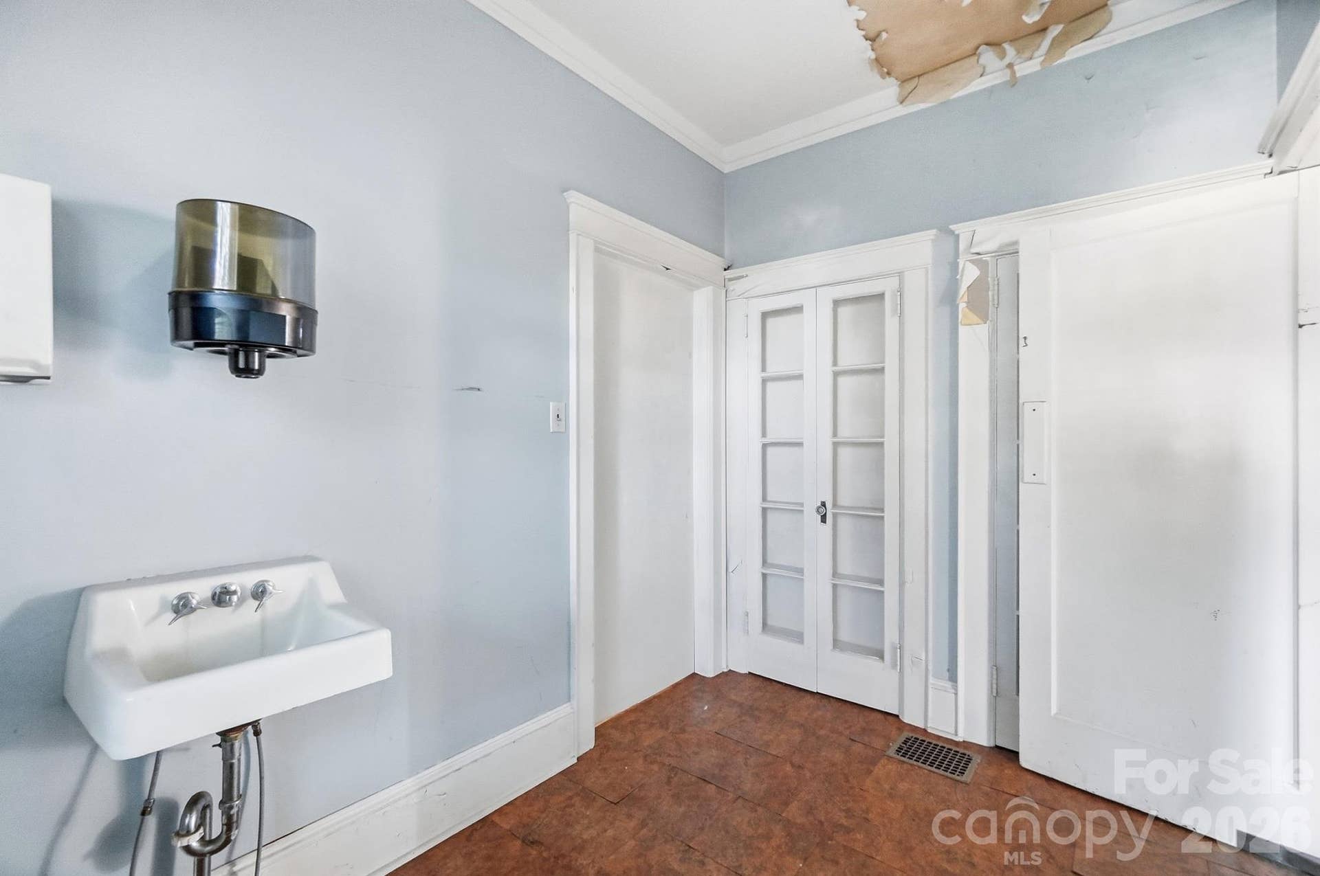 2415 E Main Street, Lincolnton, NC 28092