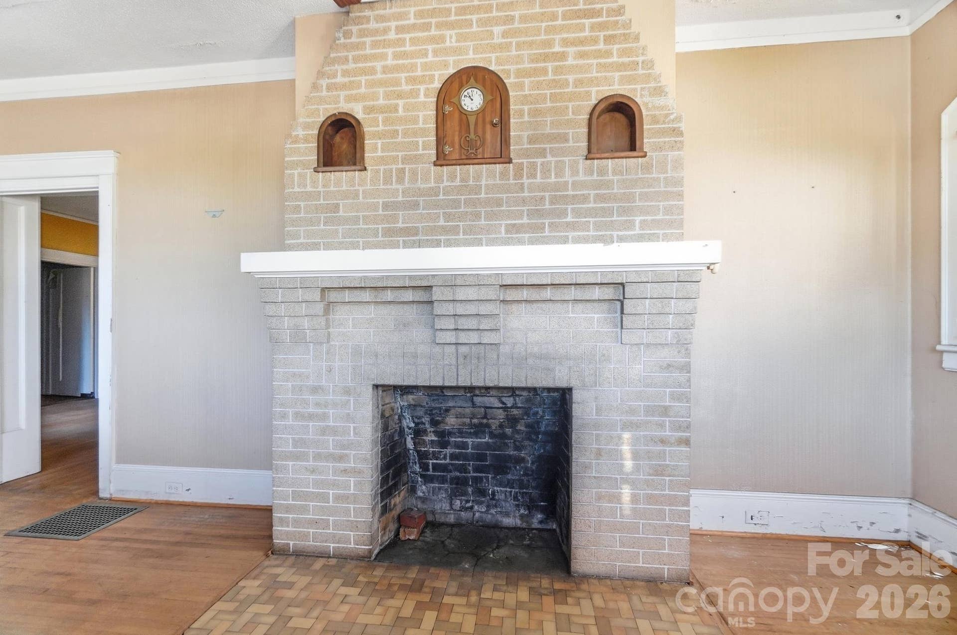 2415 E Main Street, Lincolnton, NC 28092