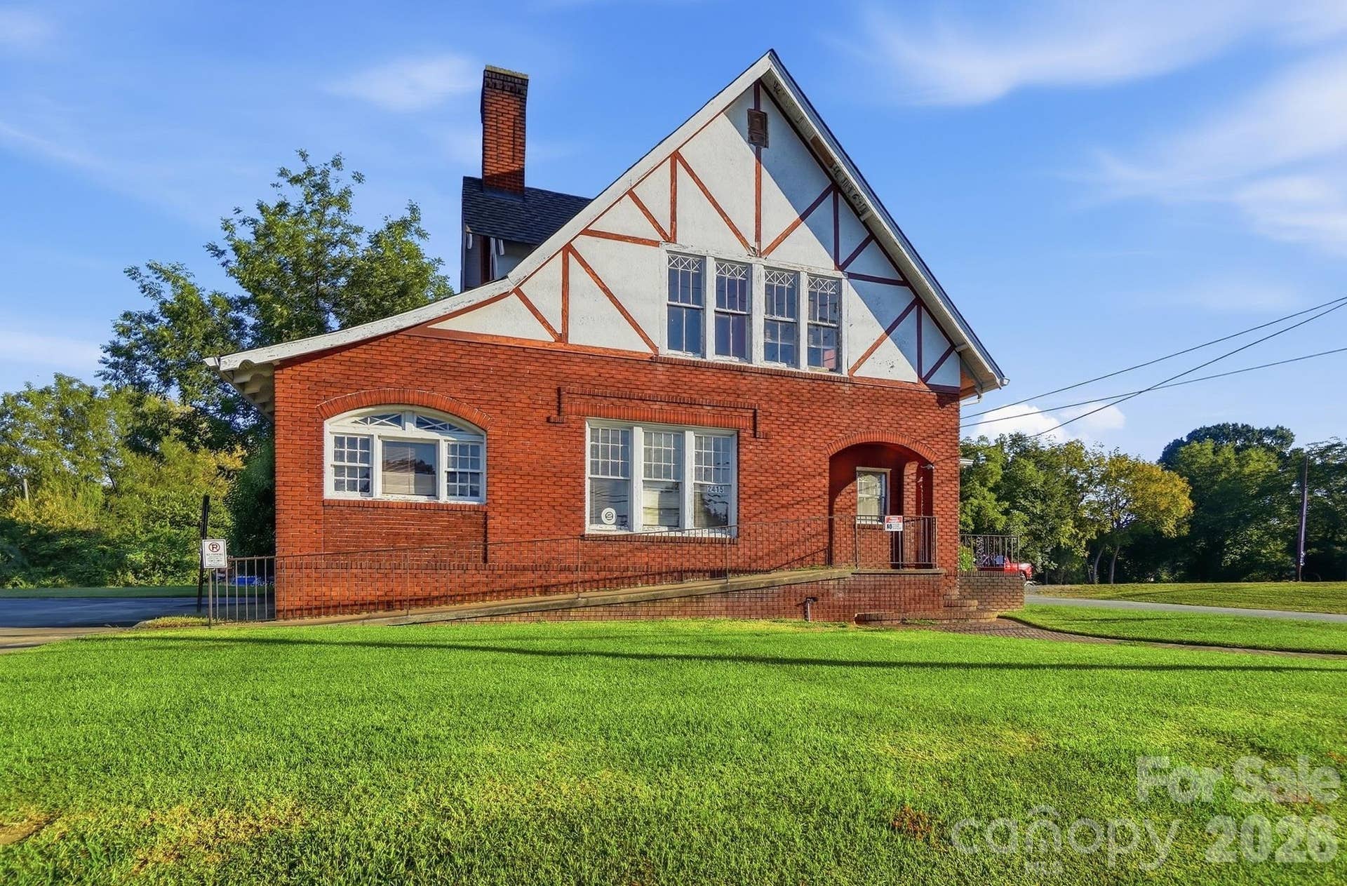 2415 E Main Street, Lincolnton, NC 28092