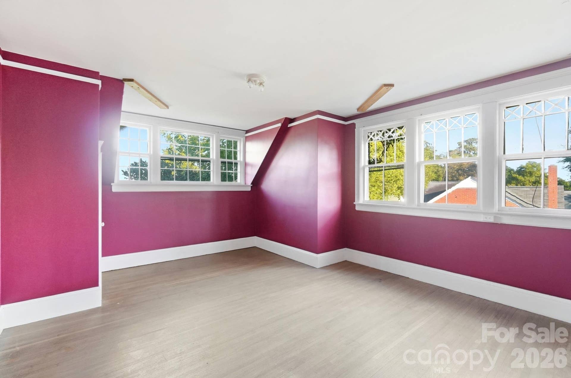 2415 E Main Street, Lincolnton, NC 28092