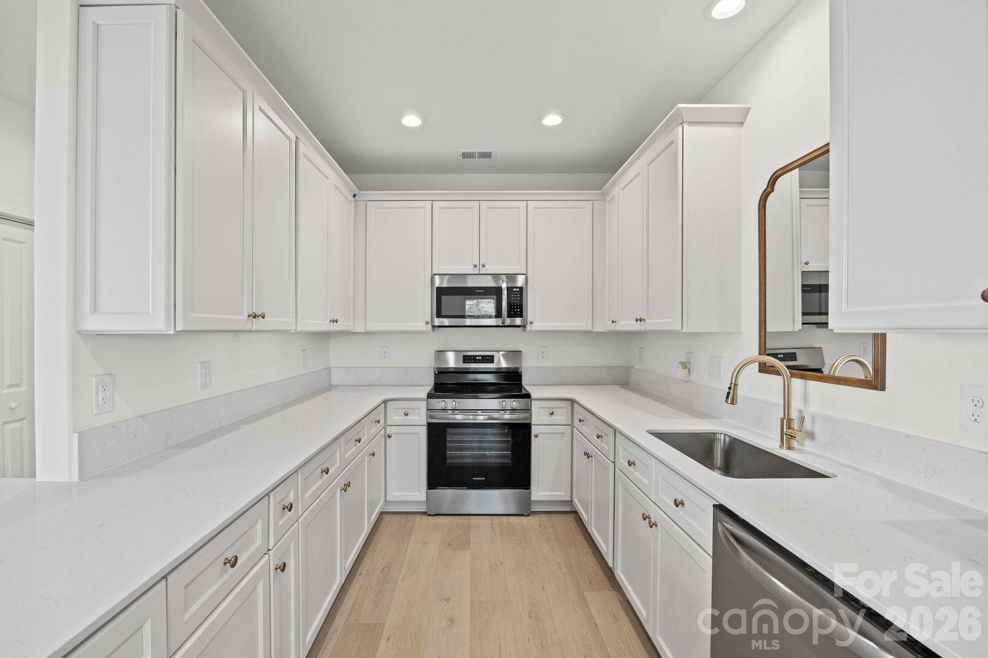 630 Modena Street, Gastonia, NC 28054 630 Modena Street, Gastonia, NC 28054