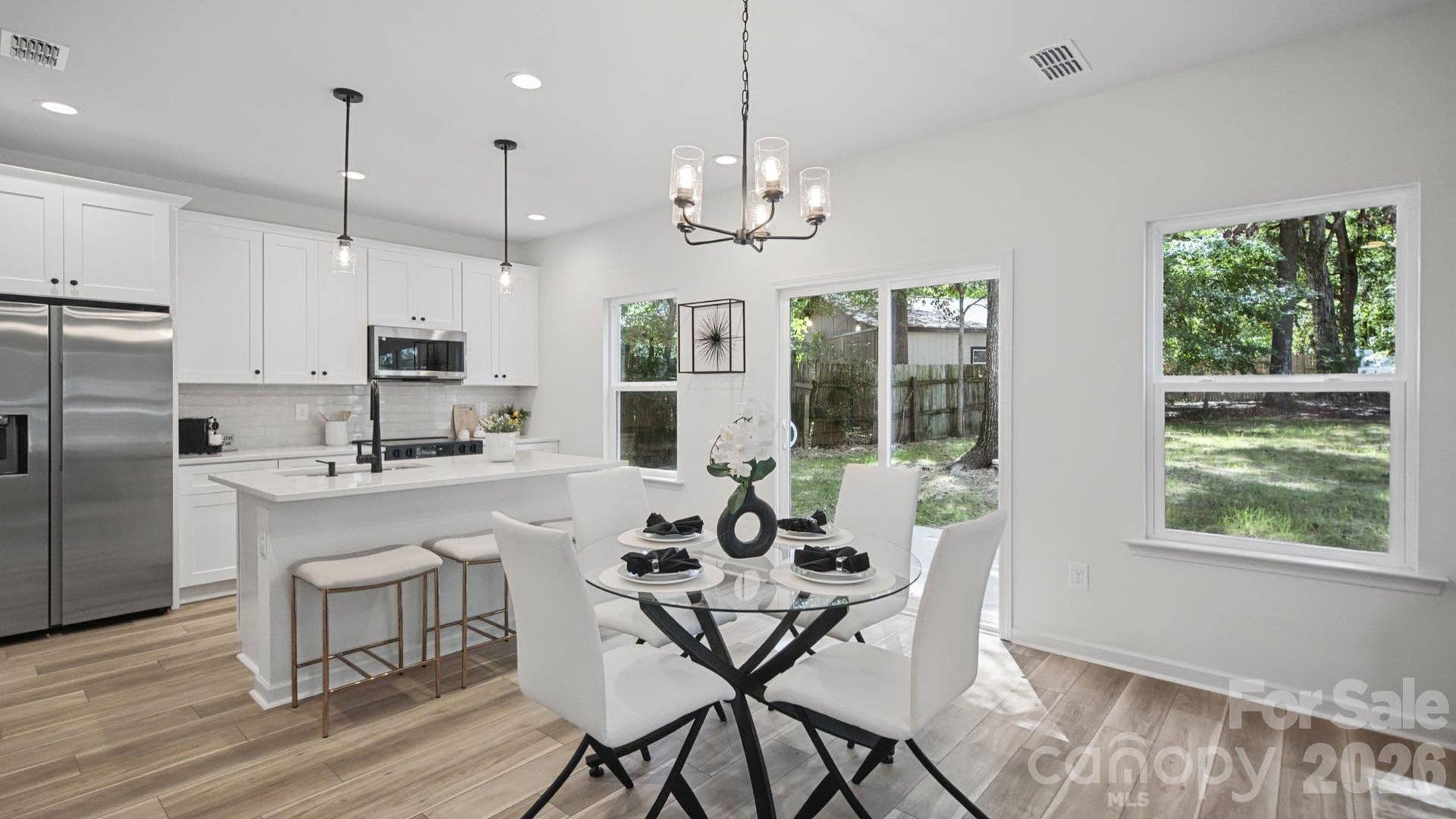 6819 Mint Street, Charlotte, NC 28214 6819 Mint Street, Charlotte, NC 28214