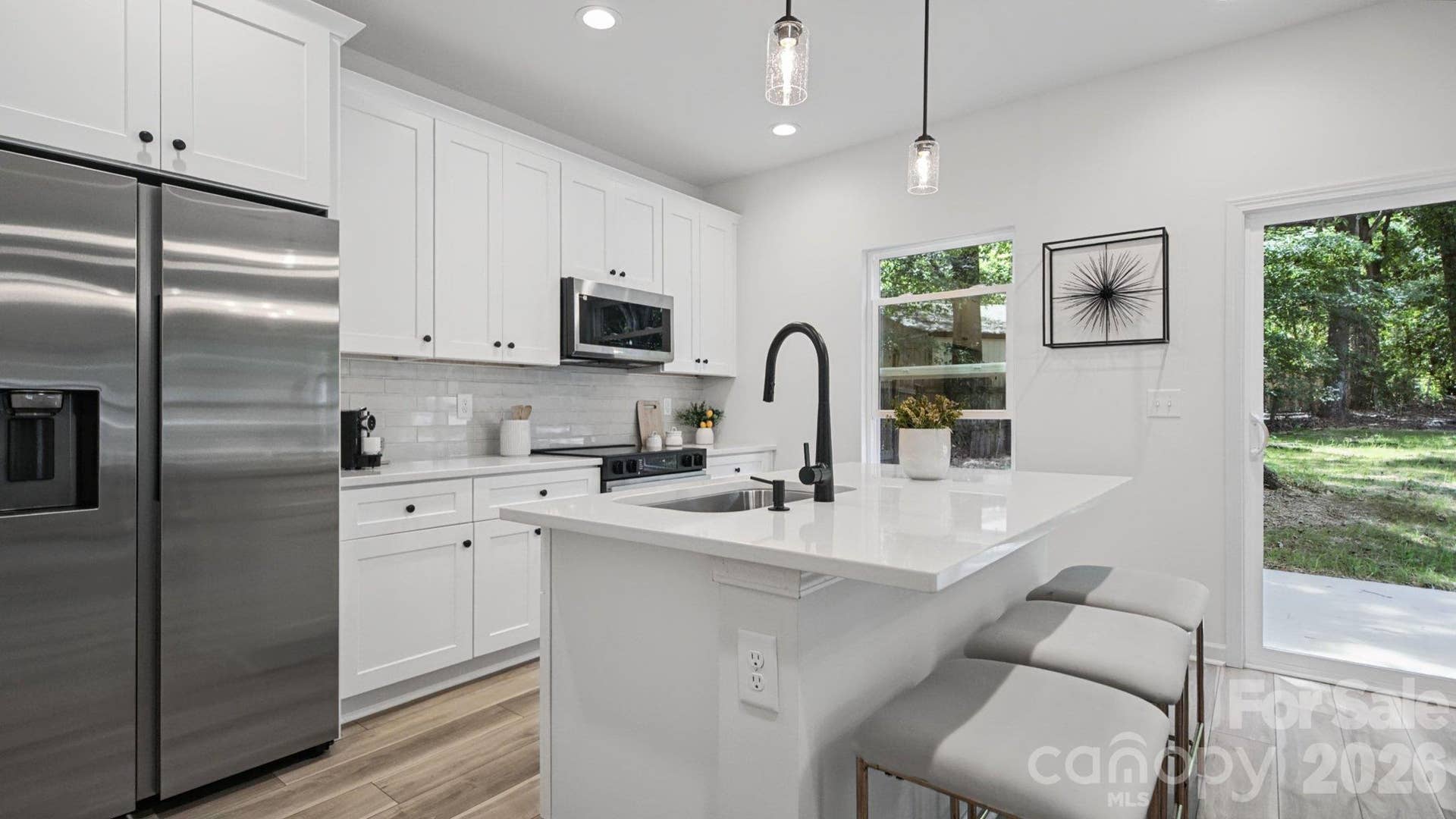 6819 Mint Street, Charlotte, NC 28214 6819 Mint Street, Charlotte, NC 28214