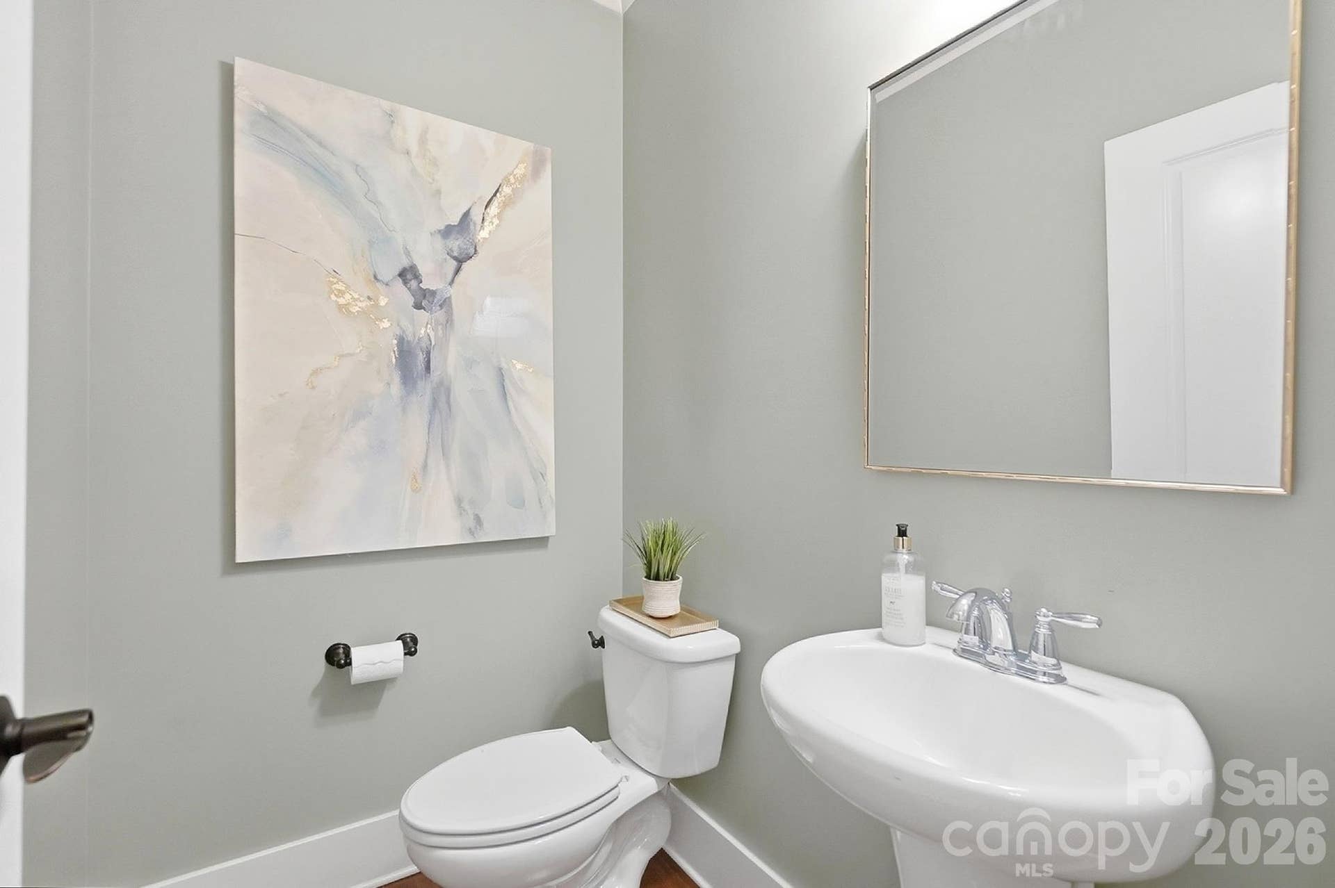 Powder room