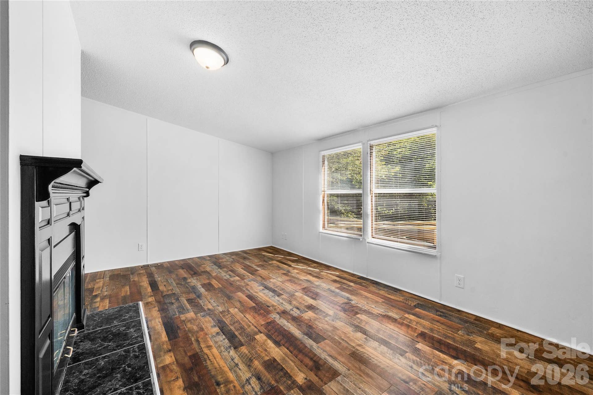 3285 Falcon Ridge Road, Maiden, NC 28650 3285 Falcon Ridge Road, Maiden, NC 28650