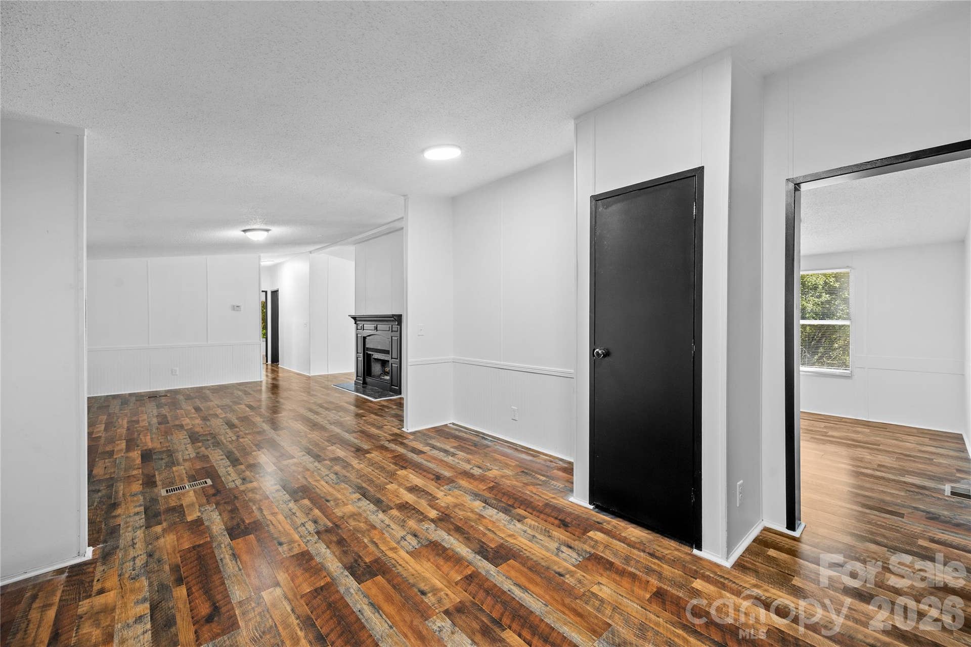 3285 Falcon Ridge Road, Maiden, NC 28650 3285 Falcon Ridge Road, Maiden, NC 28650