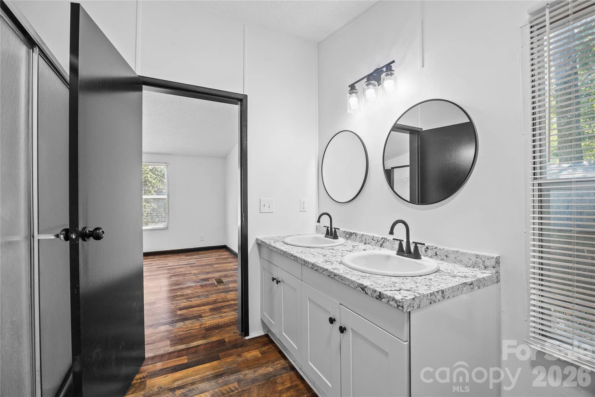 3285 Falcon Ridge Road, Maiden, NC 28650 3285 Falcon Ridge Road, Maiden, NC 28650