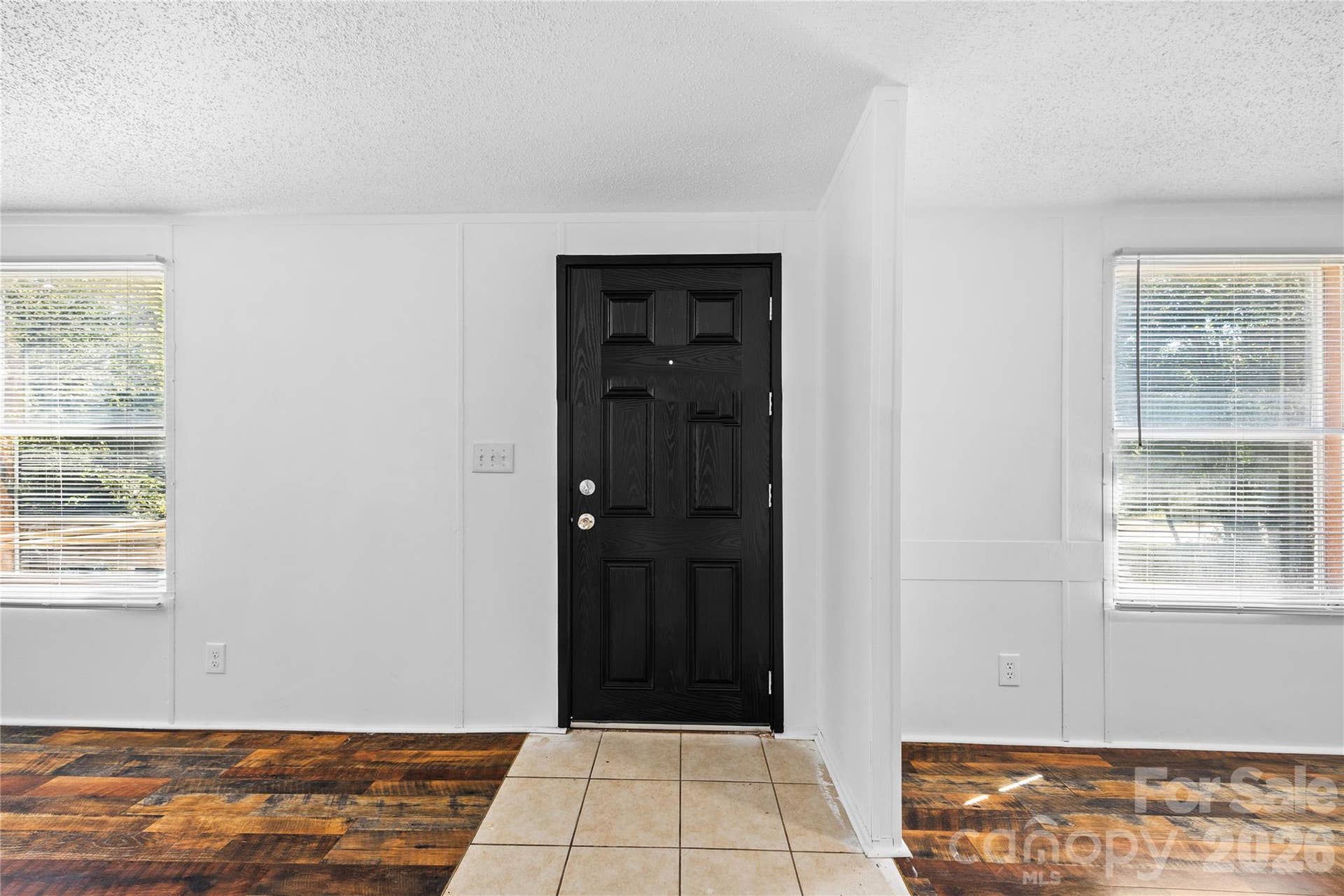3285 Falcon Ridge Road, Maiden, NC 28650 3285 Falcon Ridge Road, Maiden, NC 28650