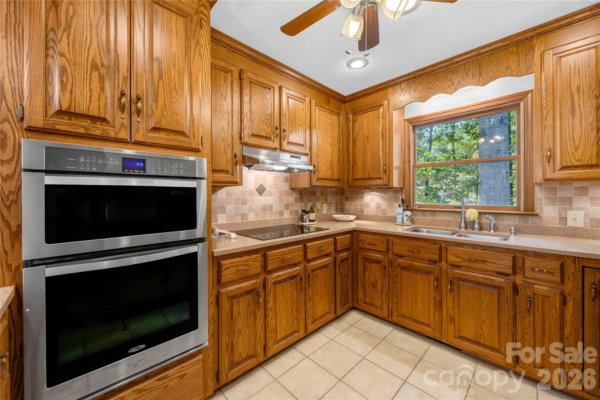 16208 Deepwood Place, Indian Trail, NC 28079 Kitchen