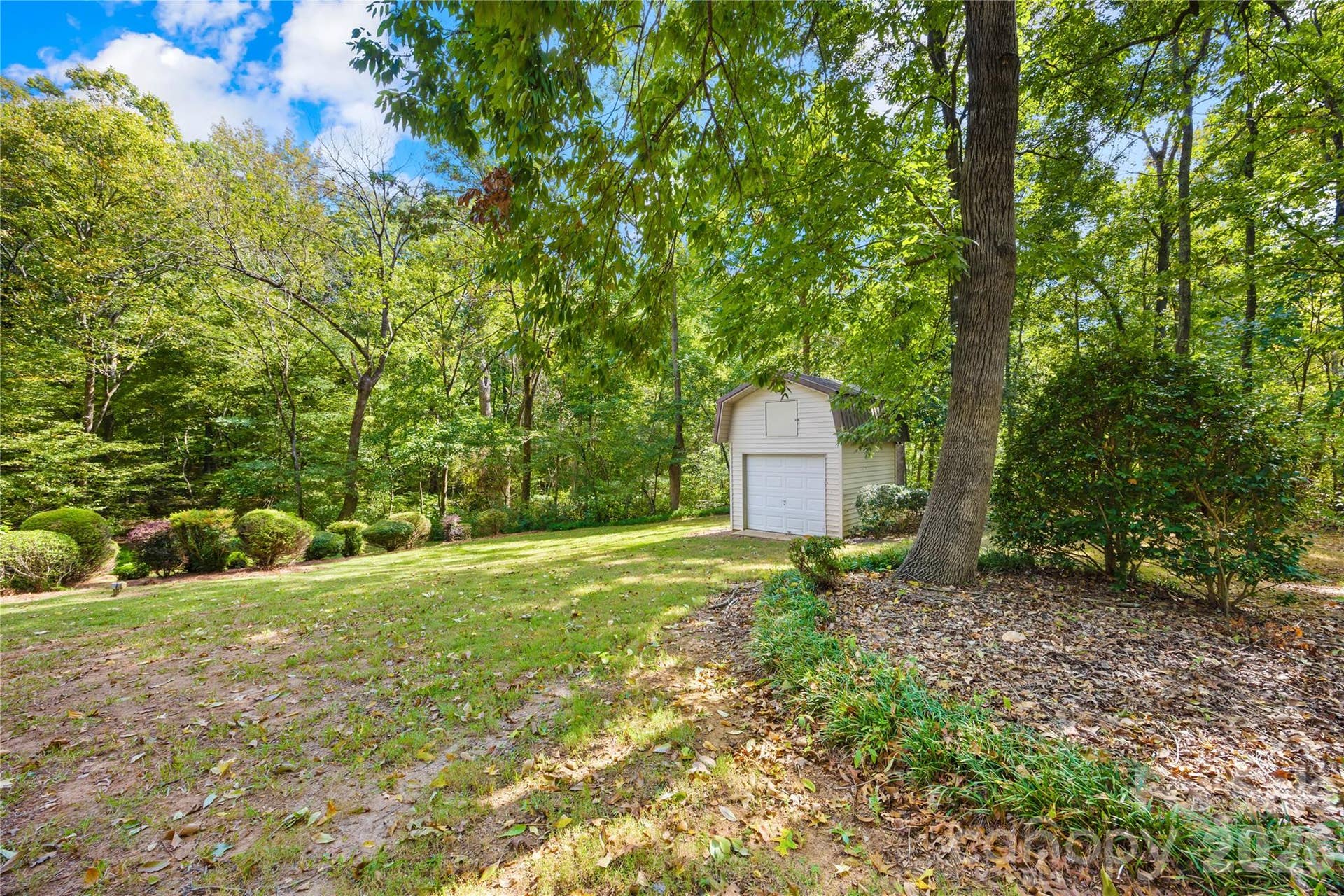 16208 Deepwood Place, Indian Trail, NC 28079 Right side of house with the shed