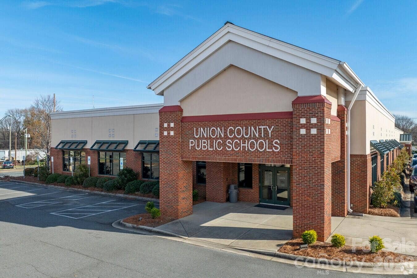 16208 Deepwood Place, Indian Trail, NC 28079 Union county schools