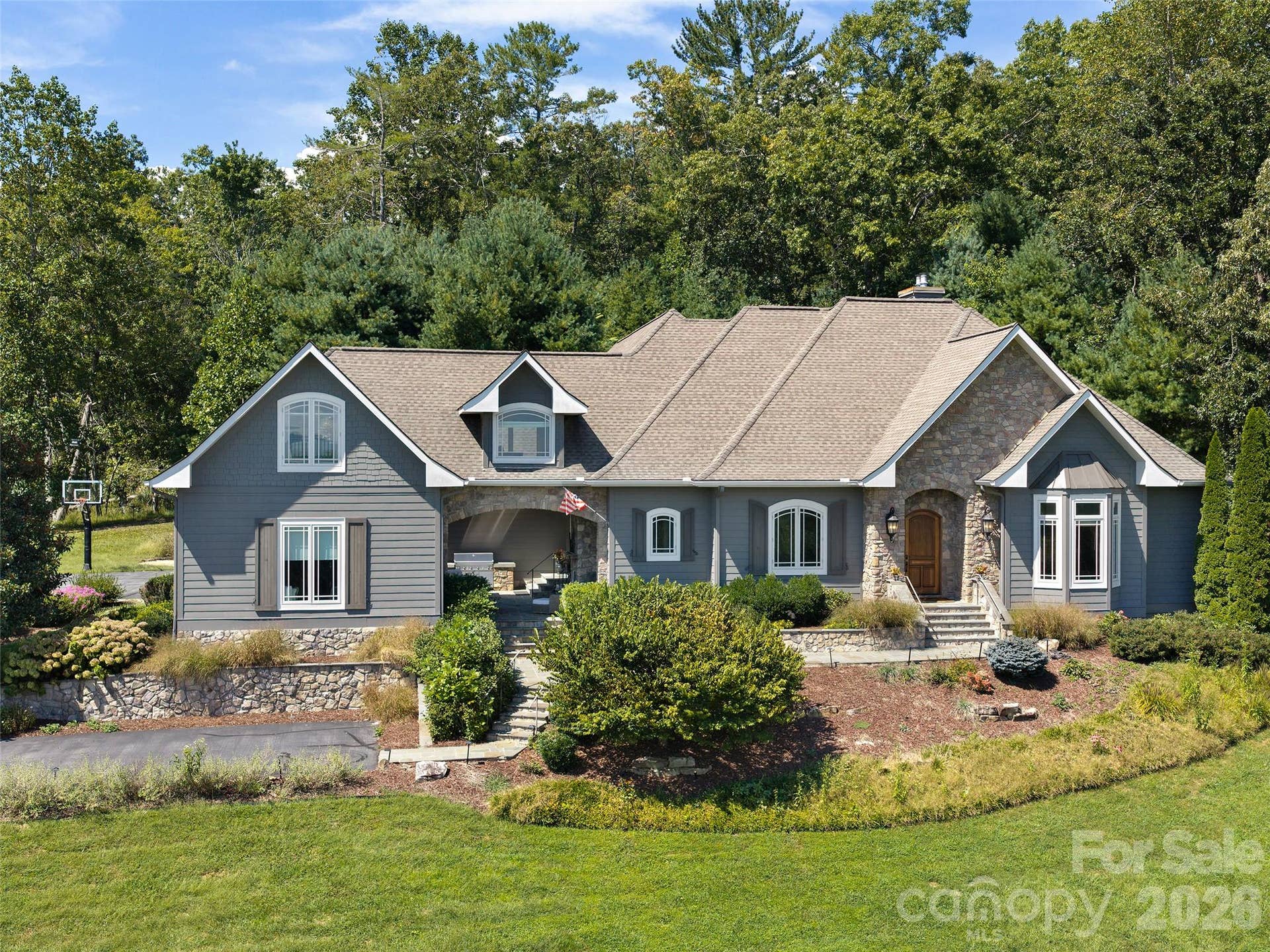 Welcome to 24 Mill Crest Dr