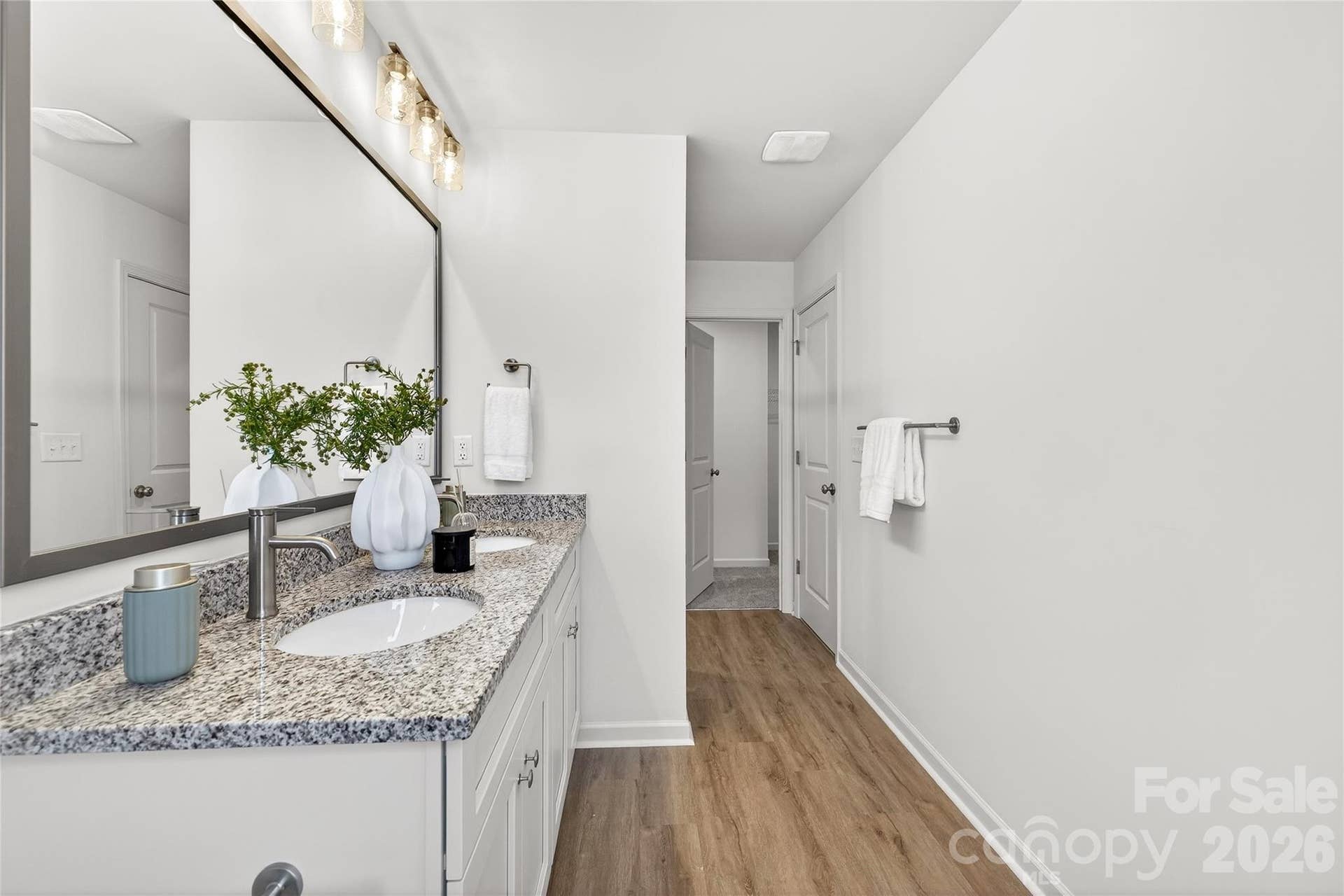312 E Glendale Avenue, Mount Holly, NC 28120 Representation