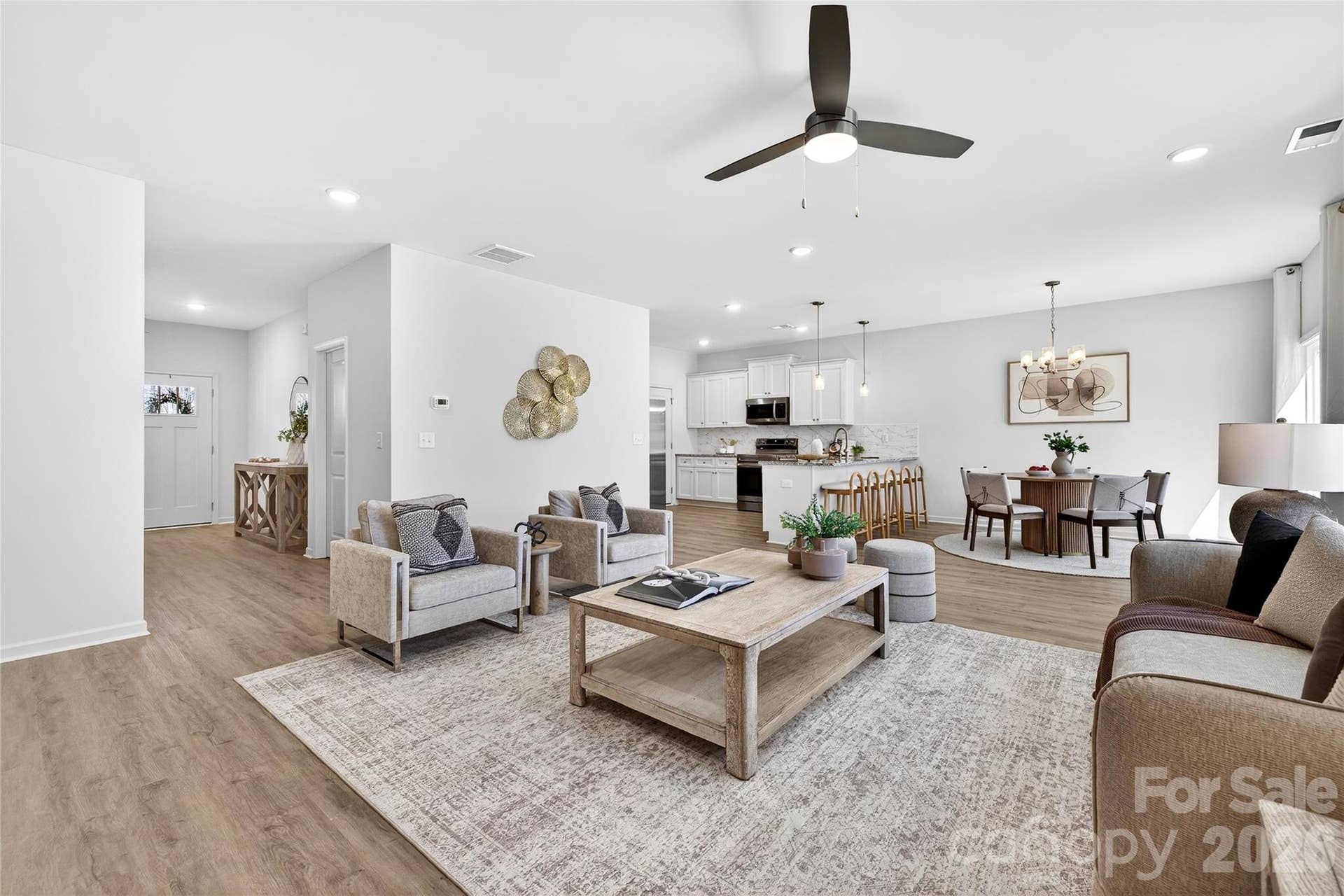 312 E Glendale Avenue, Mount Holly, NC 28120 Representation