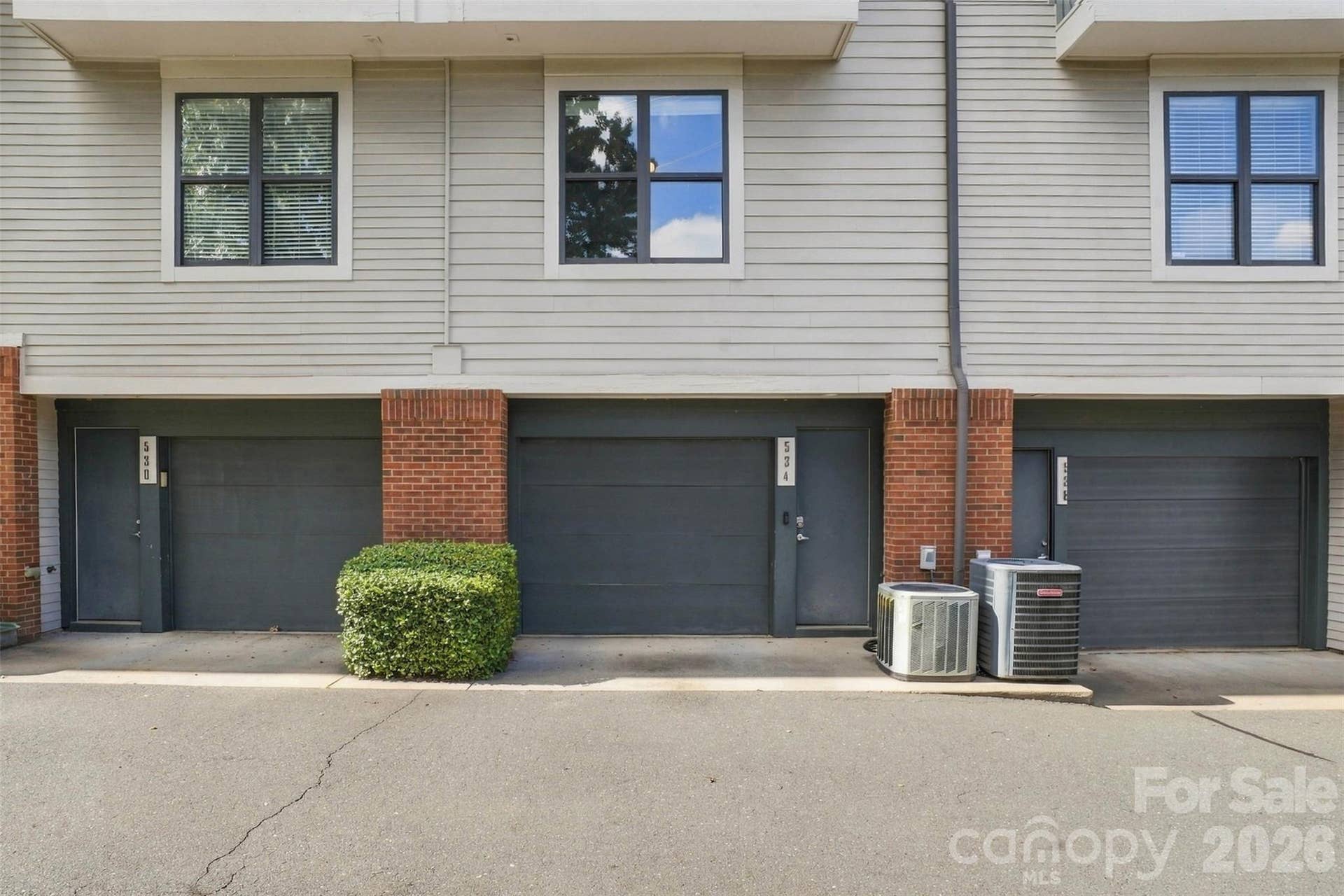 534 McDowell Street, Charlotte, NC 28204 1 car garage