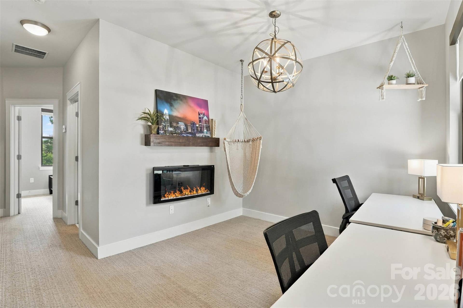 534 McDowell Street, Charlotte, NC 28204 flex space (office/living room)