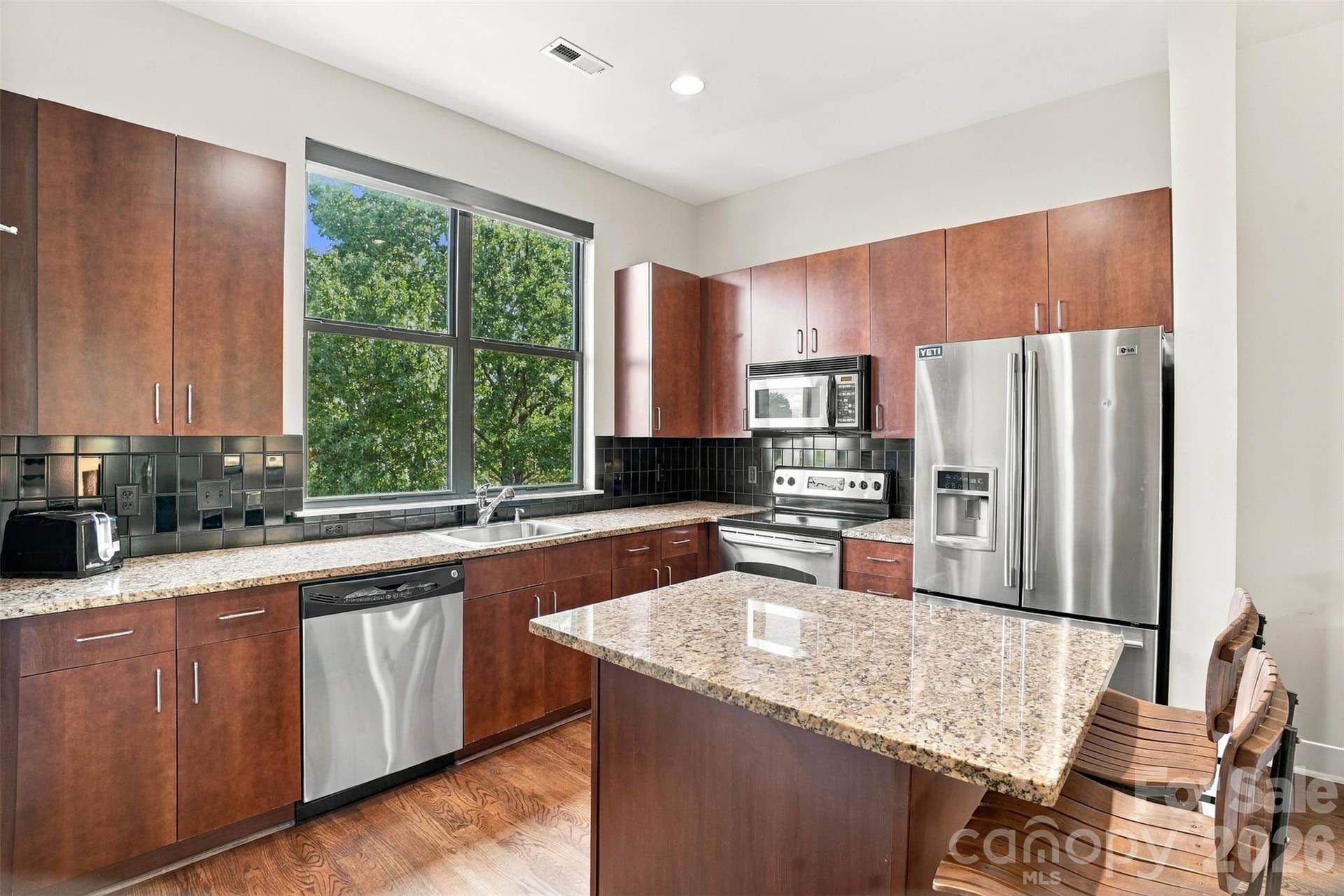 534 McDowell Street, Charlotte, NC 28204 kitchen