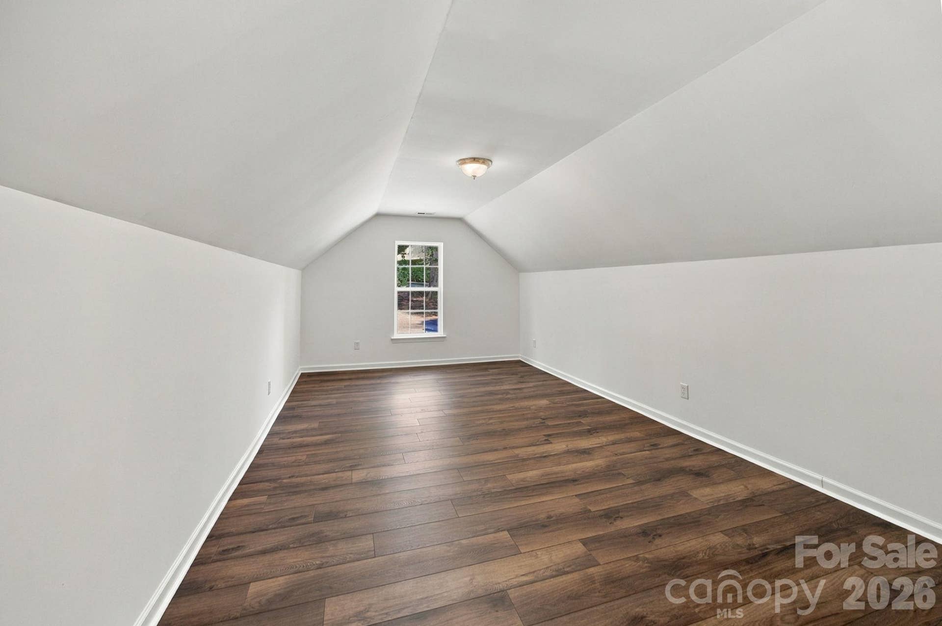 Bonus room upper level