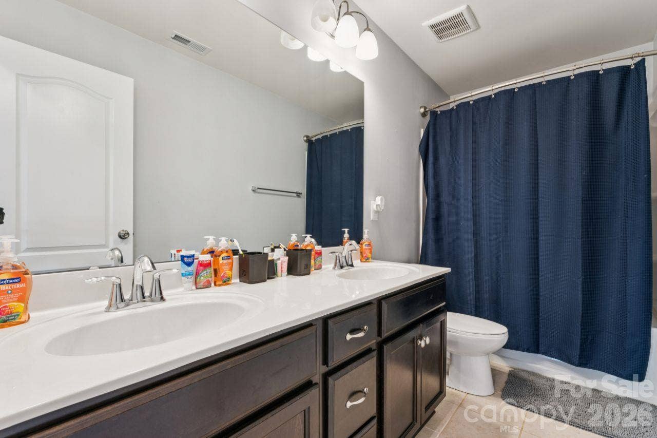 3018 Oakmere Road, Waxhaw, NC 28173 Bathroom 3