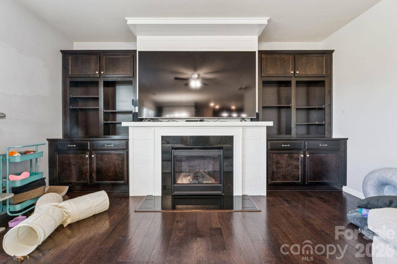 3018 Oakmere Road, Waxhaw, NC 28173 Living Room