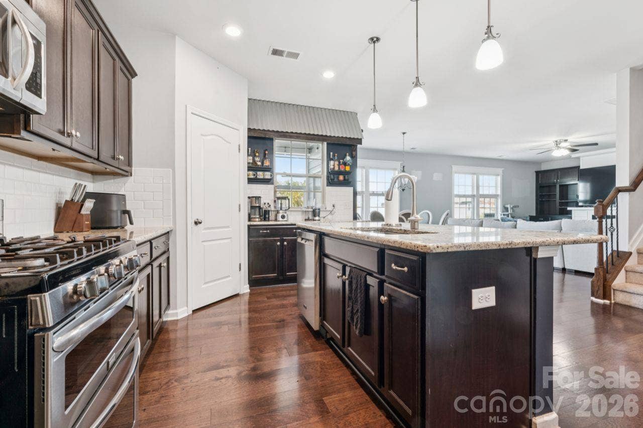3018 Oakmere Road, Waxhaw, NC 28173 Kitchen