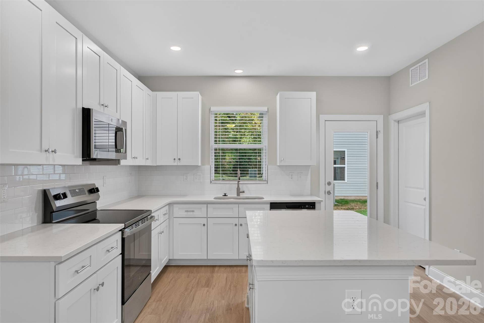 3533 Avalon Avenue, Charlotte, NC 28208