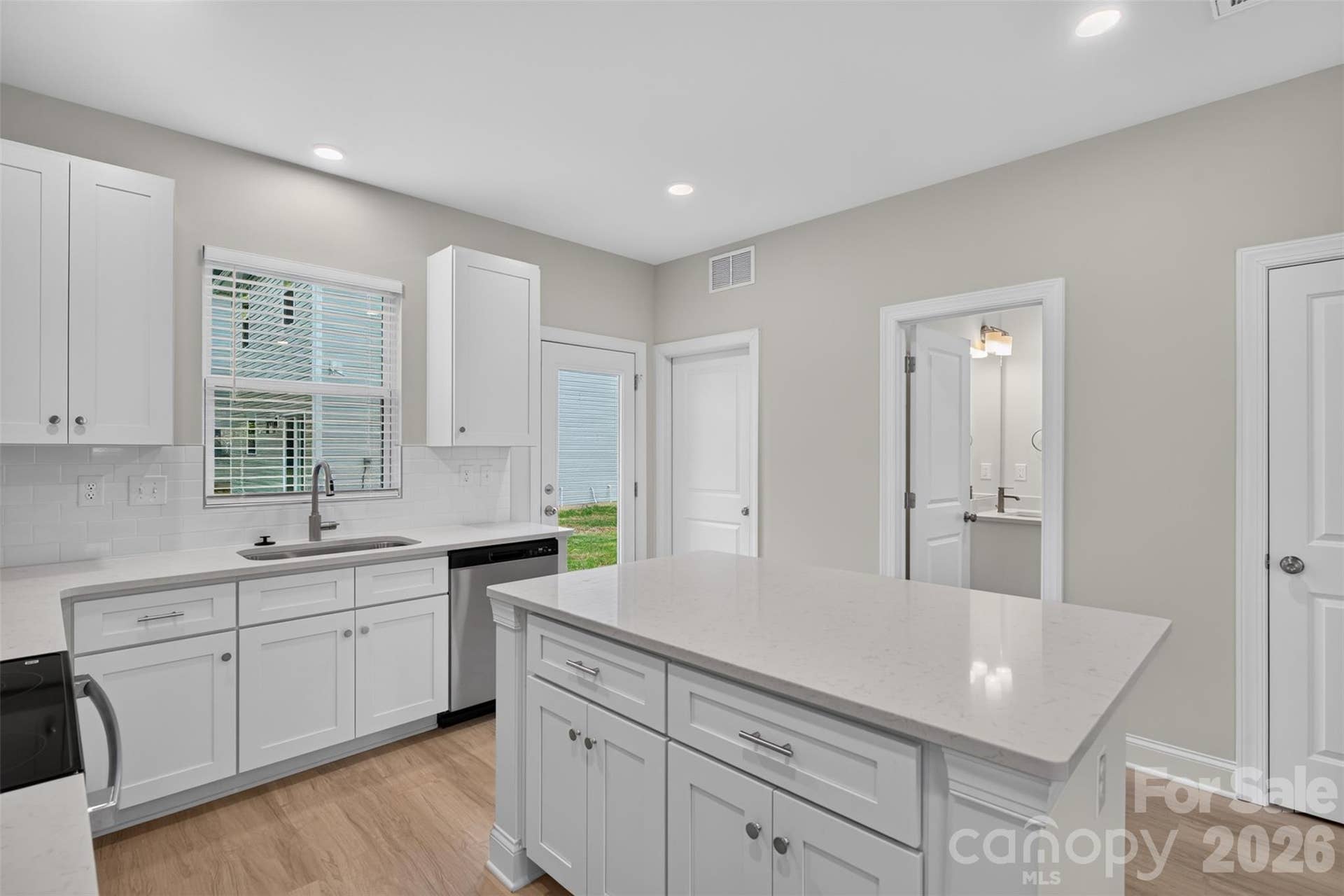 3533 Avalon Avenue, Charlotte, NC 28208