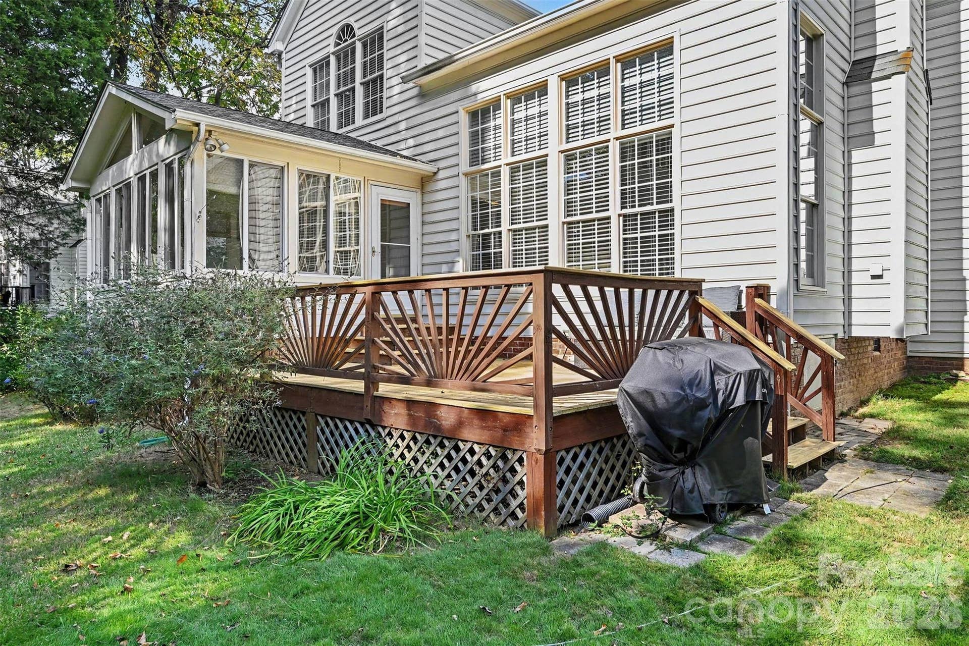 5523 Tullamore Lane, Charlotte, NC 28269 5523 Tullamore Lane, Charlotte, NC 28269
