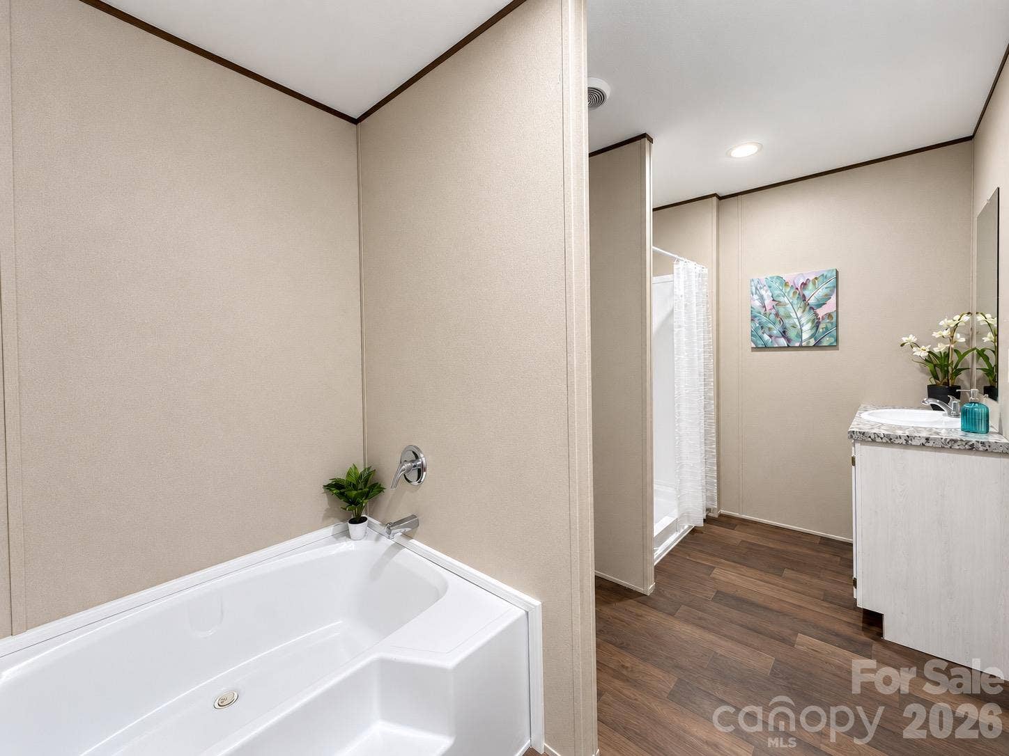 257 Wayland Drive, Polkton, NC 28135 Main Bathroom