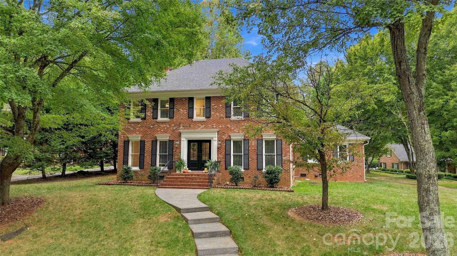 9414 Tillot Drive, Matthews, NC 28105 9414 Tillot Drive, Matthews, NC 28105
