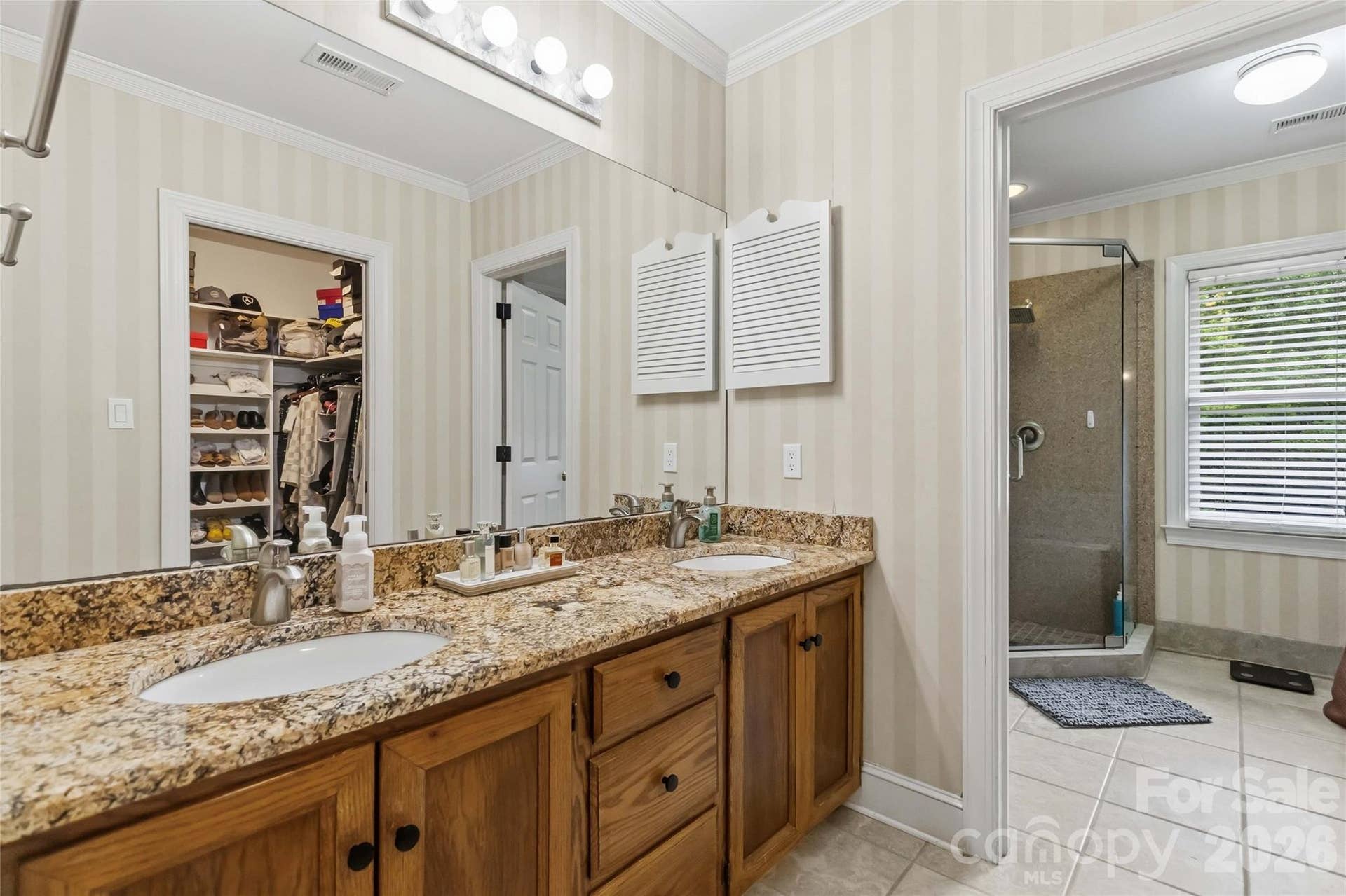 9414 Tillot Drive, Matthews, NC 28105 Primary bath