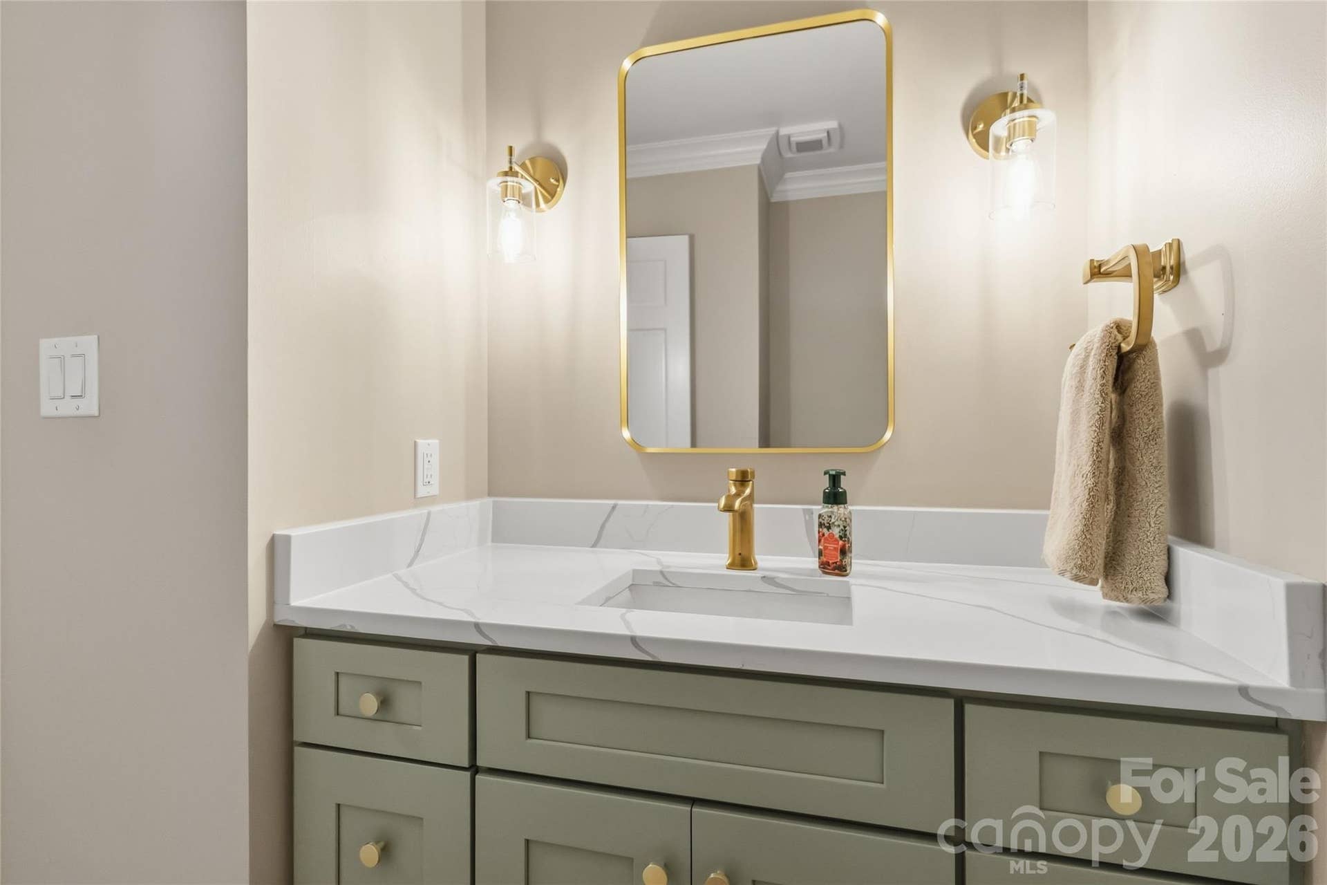 9414 Tillot Drive, Matthews, NC 28105 9414 Tillot Drive, Matthews, NC 28105