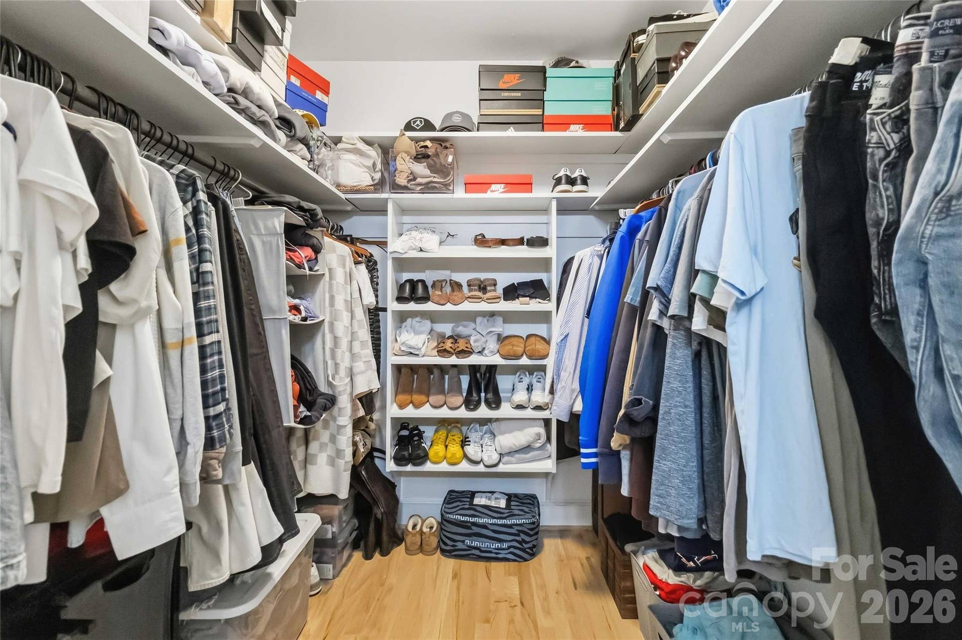 9414 Tillot Drive, Matthews, NC 28105 Primary closet