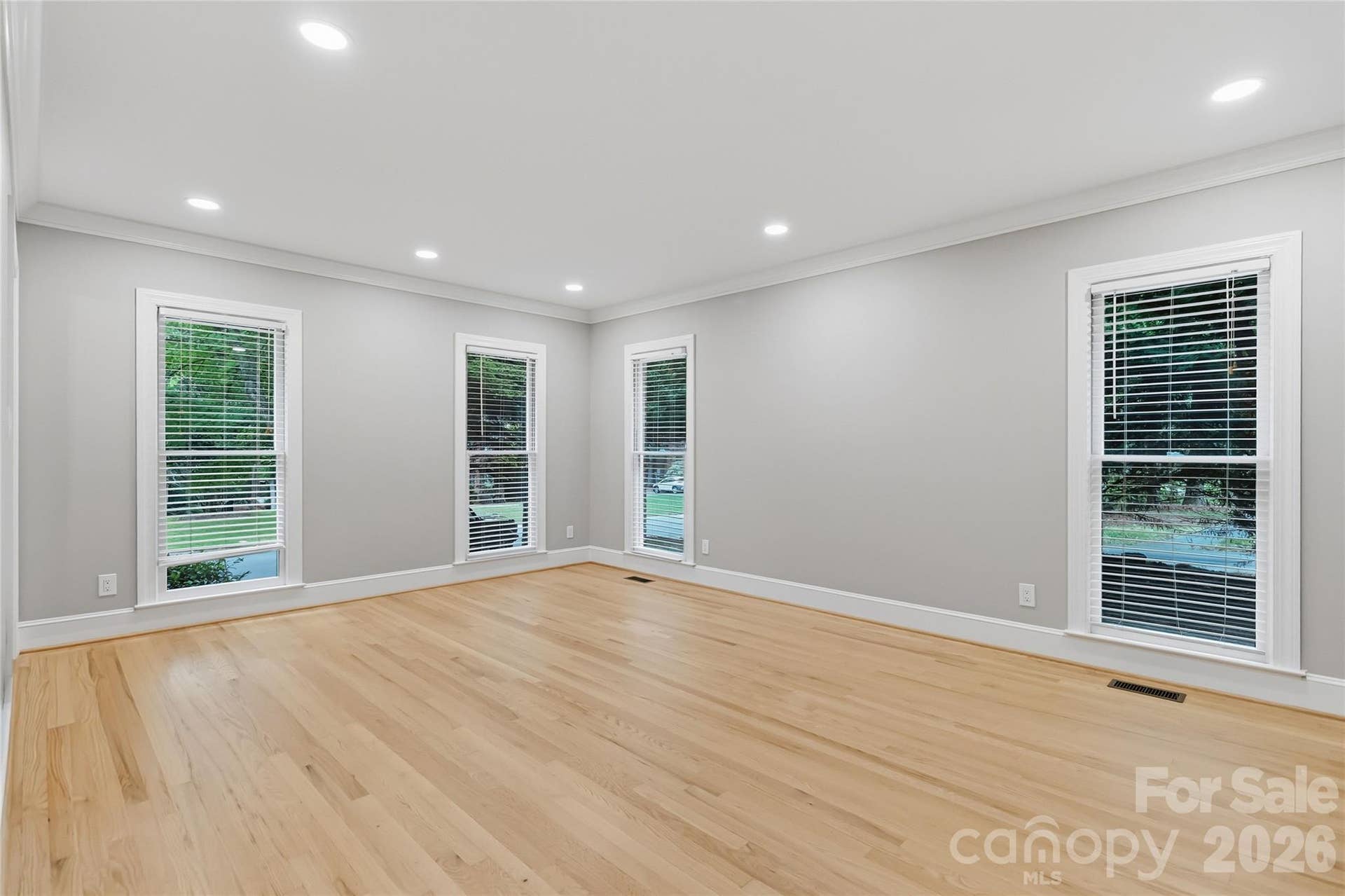 9414 Tillot Drive, Matthews, NC 28105 9414 Tillot Drive, Matthews, NC 28105