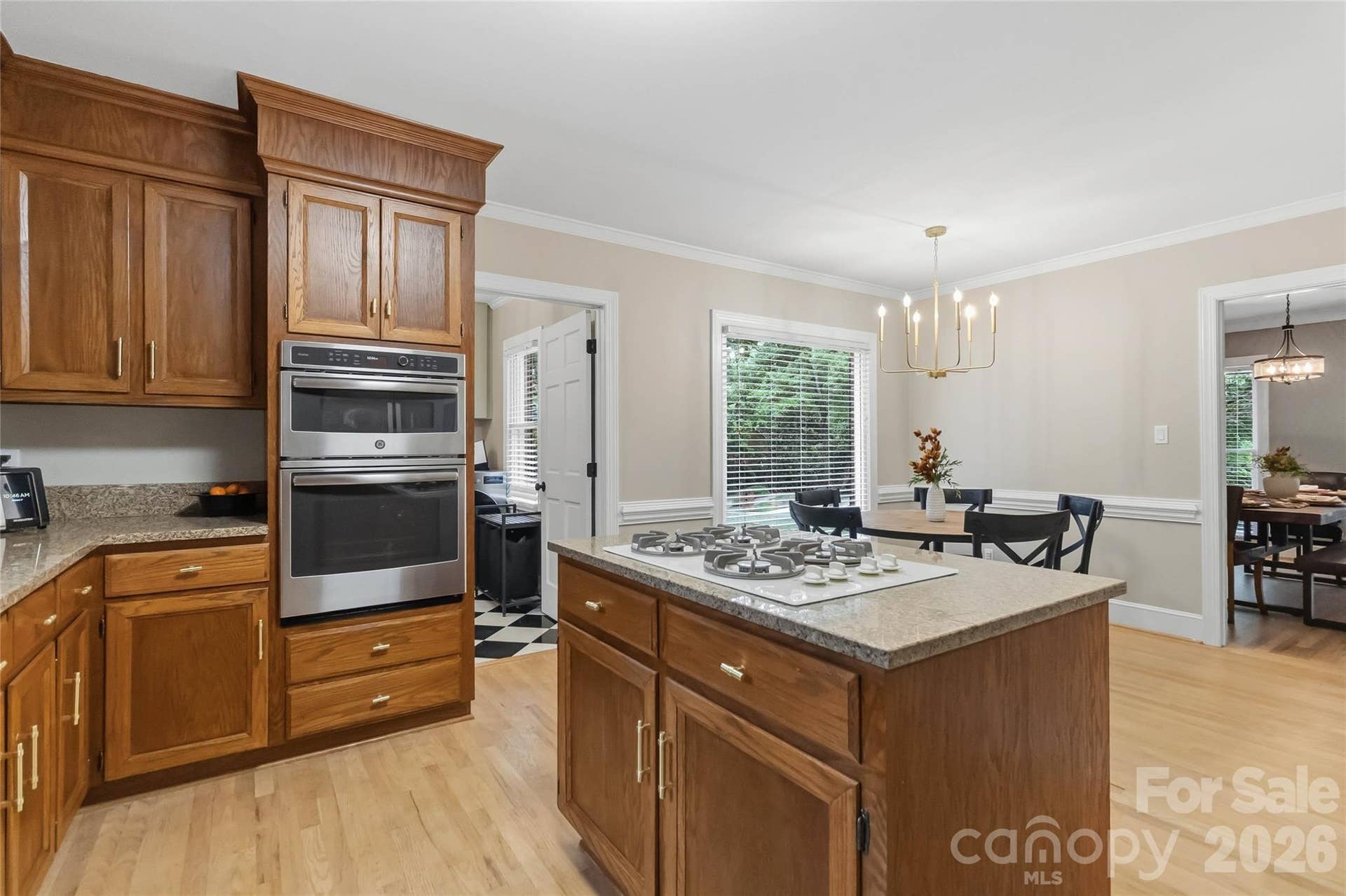 9414 Tillot Drive, Matthews, NC 28105 9414 Tillot Drive, Matthews, NC 28105